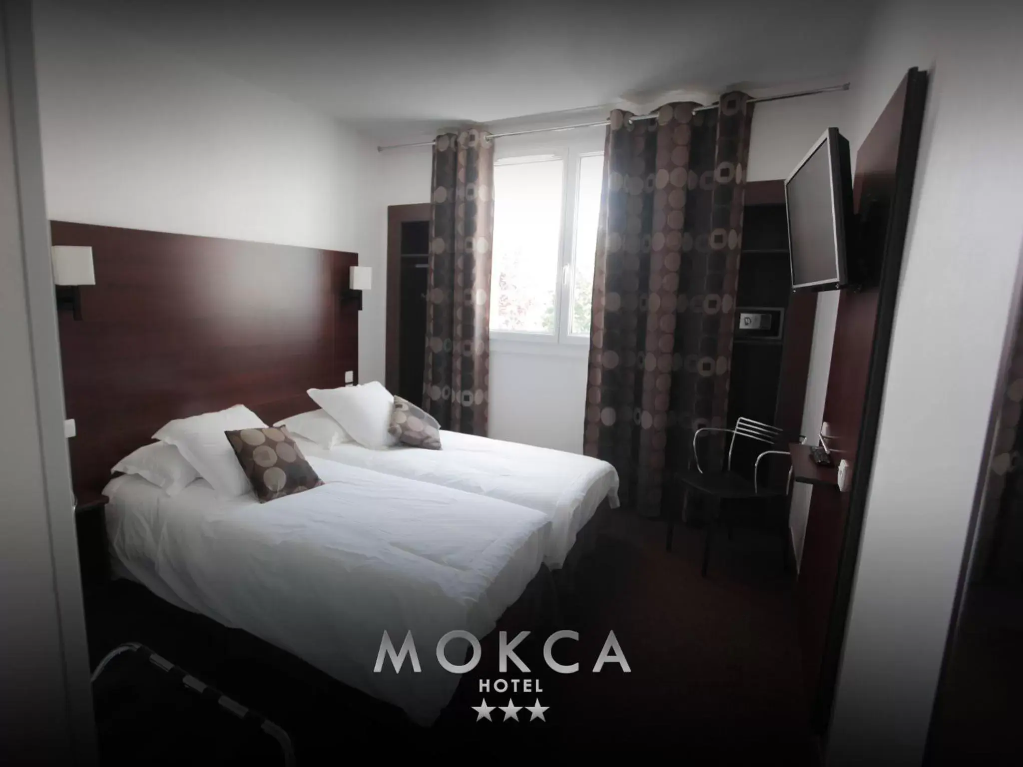 Bedroom, Bed in Le Mokca