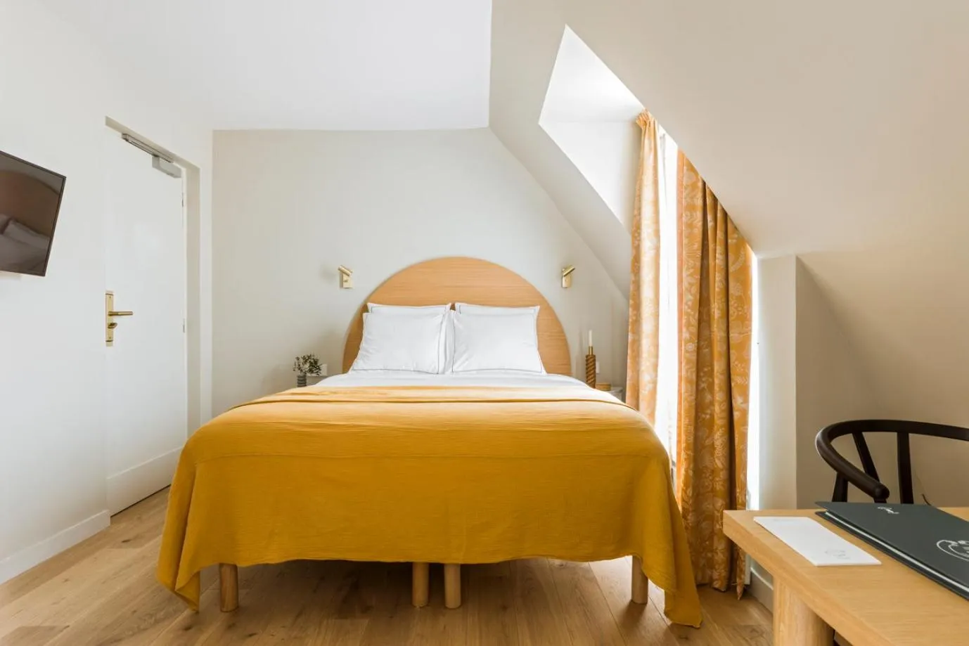 Bed in Hôtel AMI - Orso Hotels