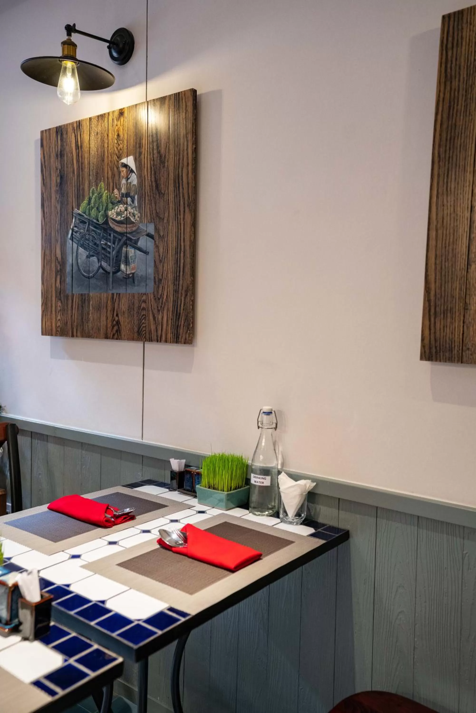 Restaurant/places to eat in Little Saigon Boutique Hotel