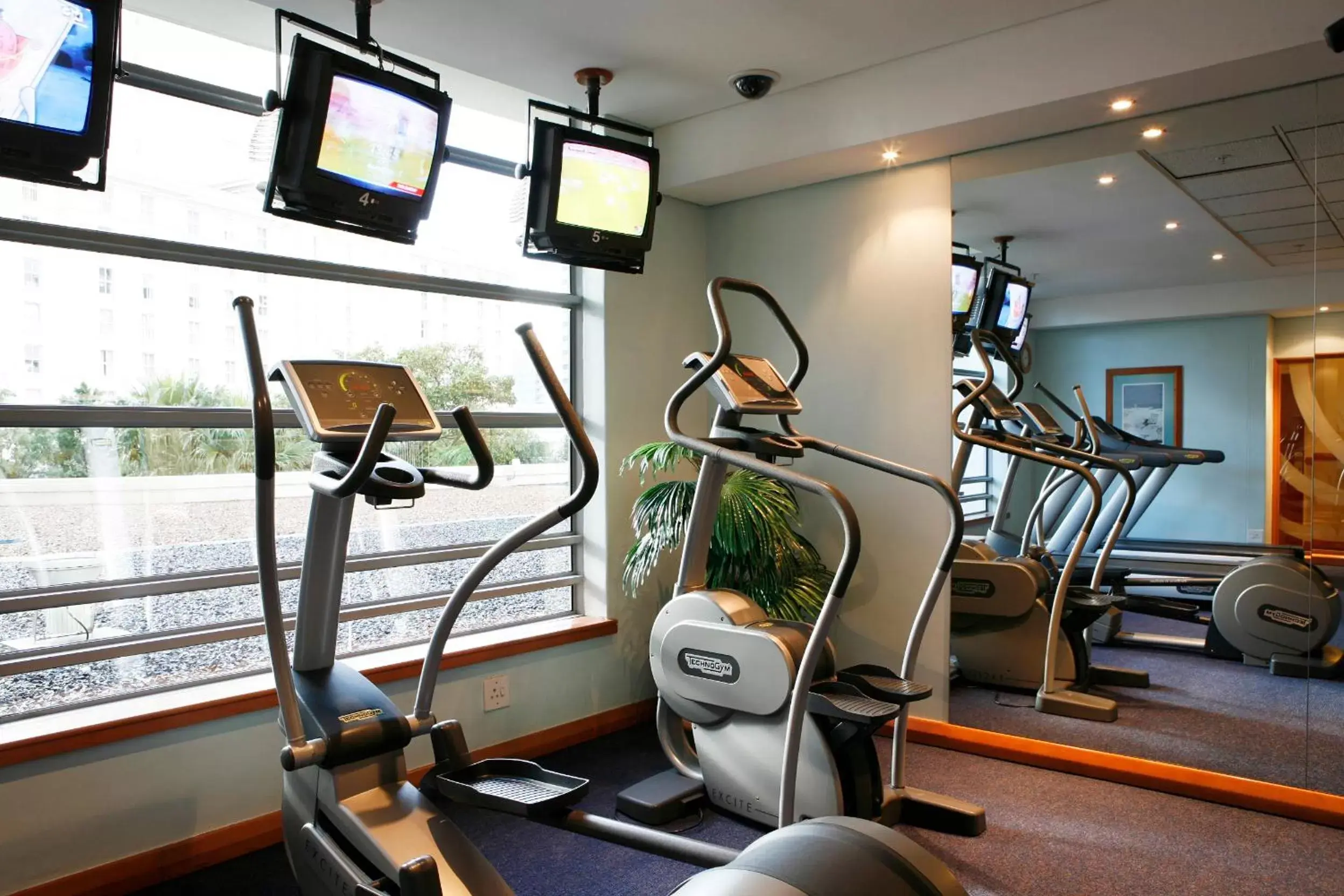 Fitness centre/facilities, Fitness Center/Facilities in Southern Sun Waterfront Cape Town