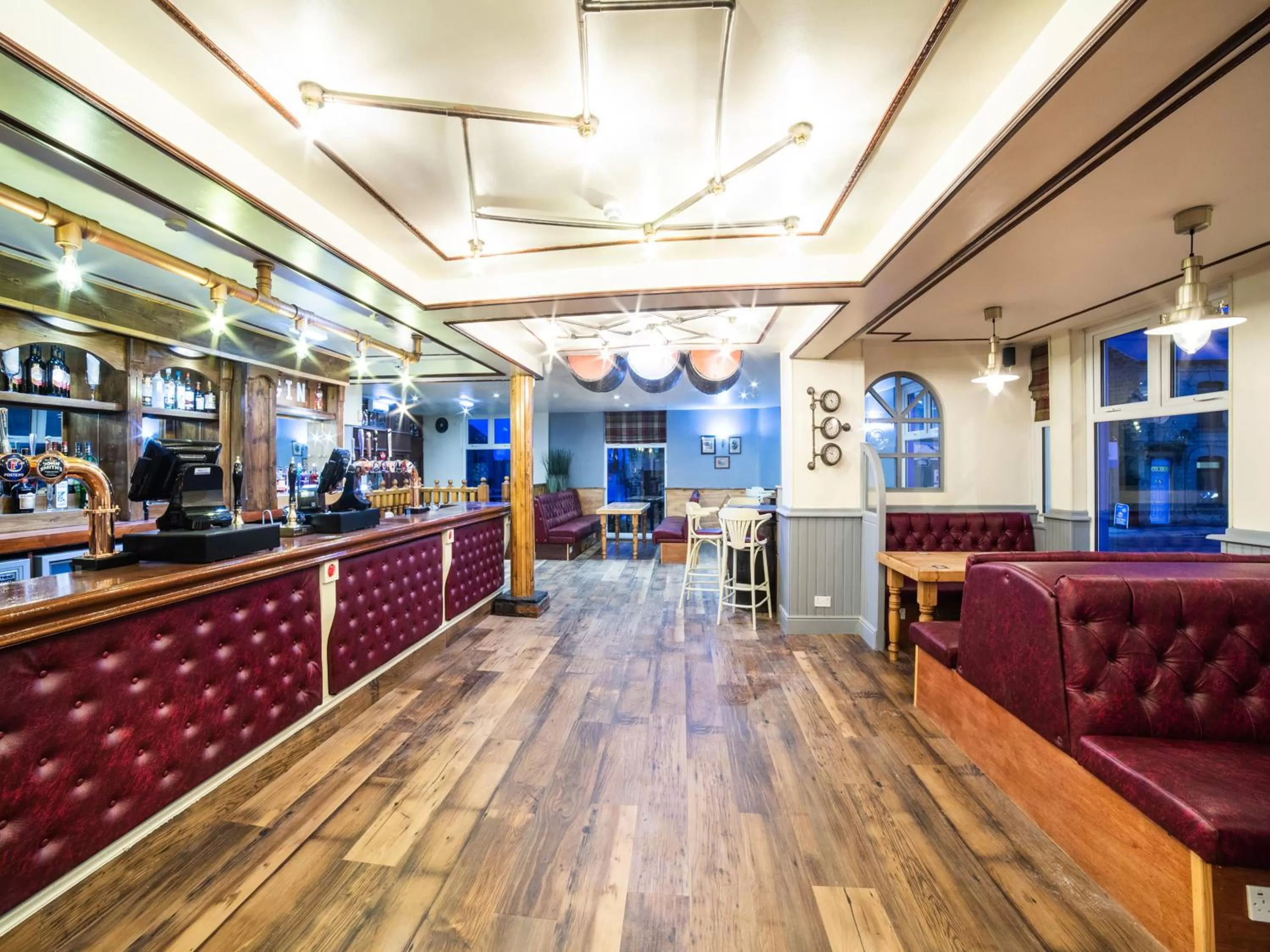 Lounge or bar in Churchill's Hotel