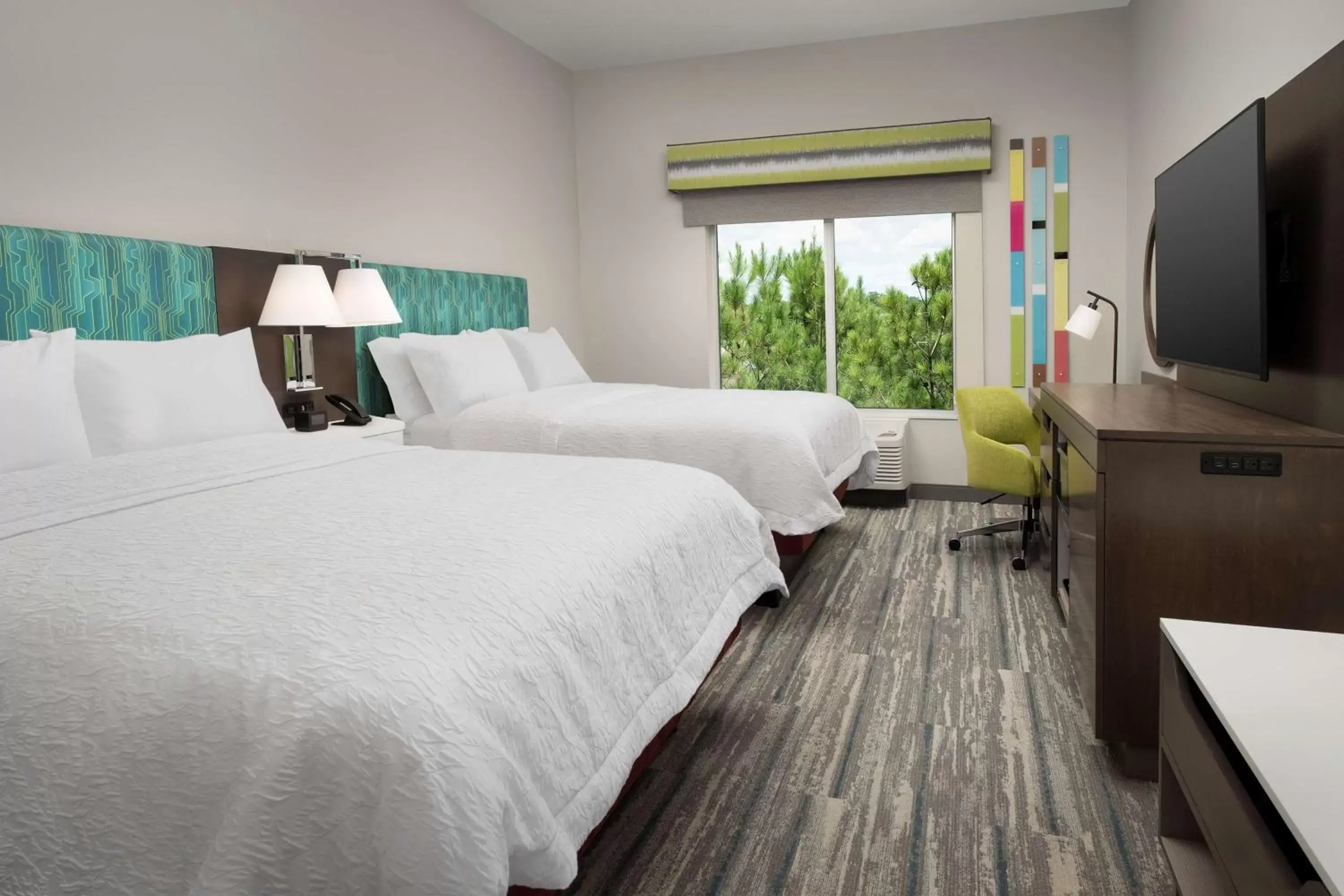 Bed in Hampton Inn & Suites Lexington