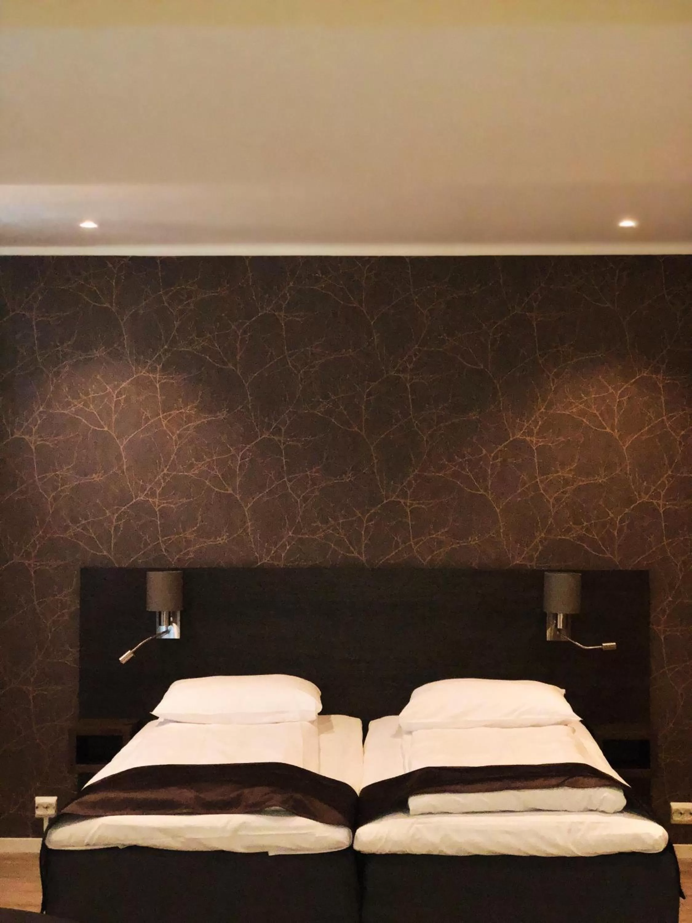 Double or Twin Room in Finnsnes Hotel