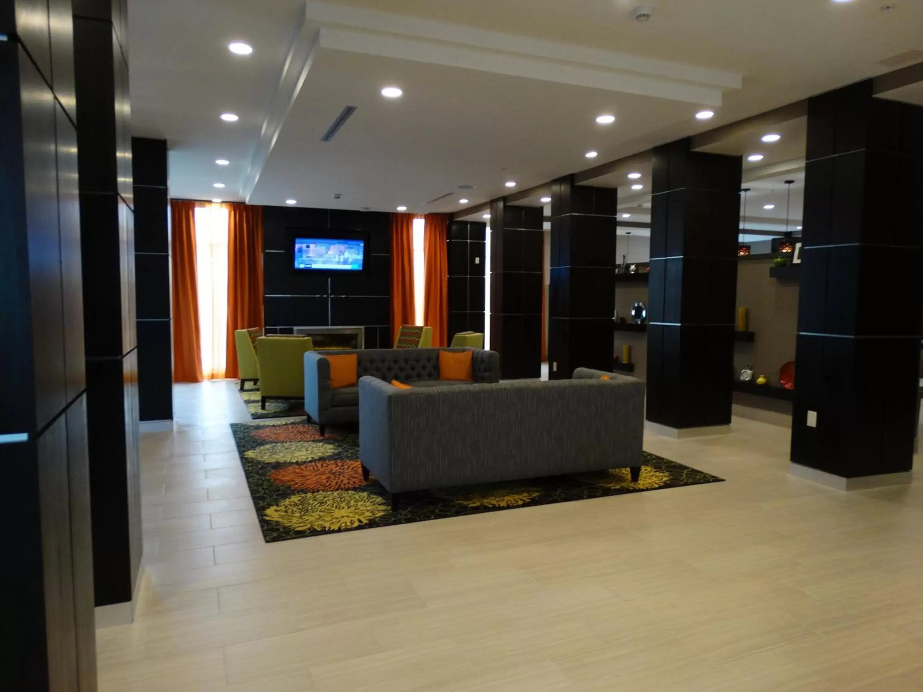 Lobby or reception, Lobby/Reception in Holiday Inn Covington, an IHG Hotel