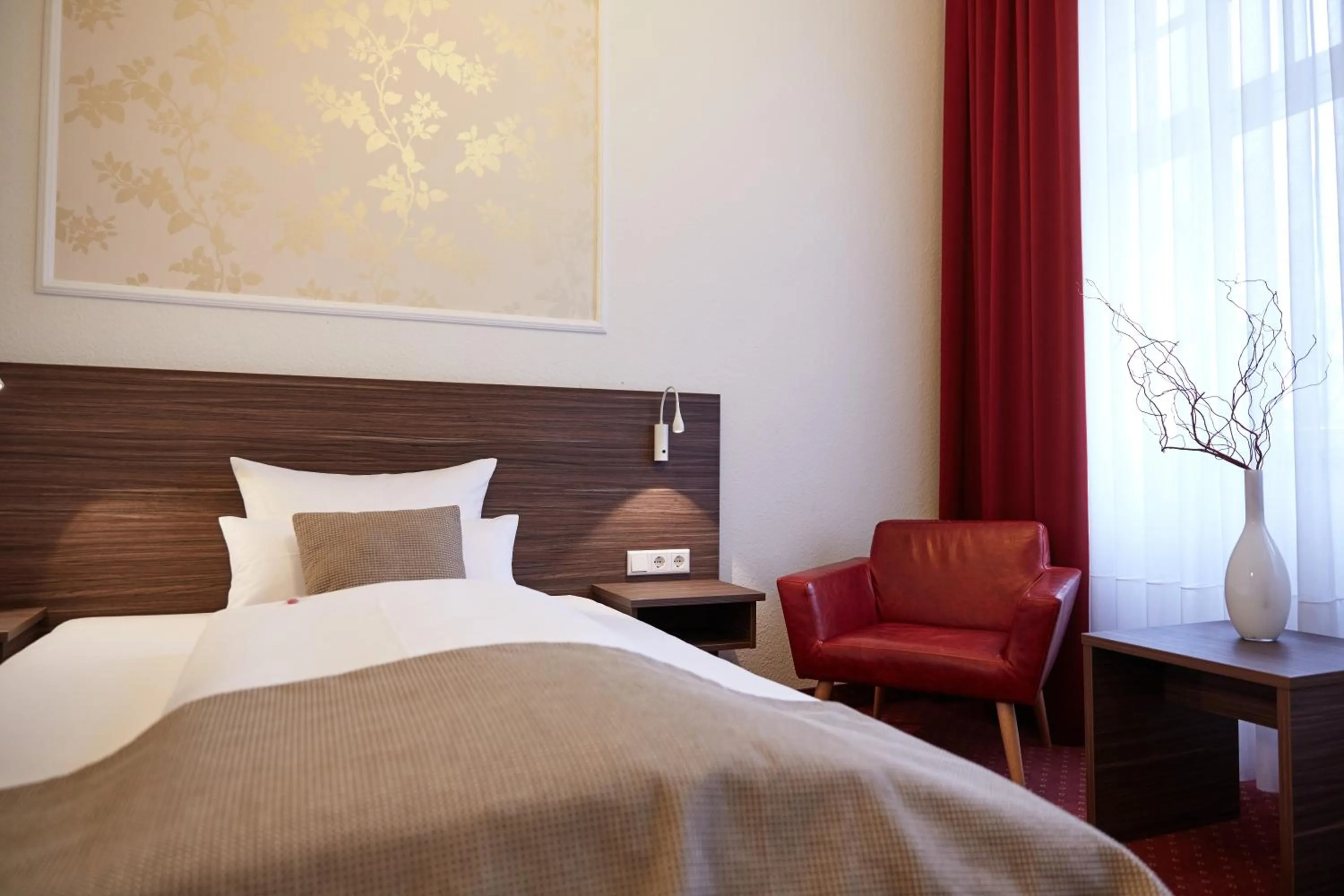 Bedroom, Bed in Hotel Prinzregent