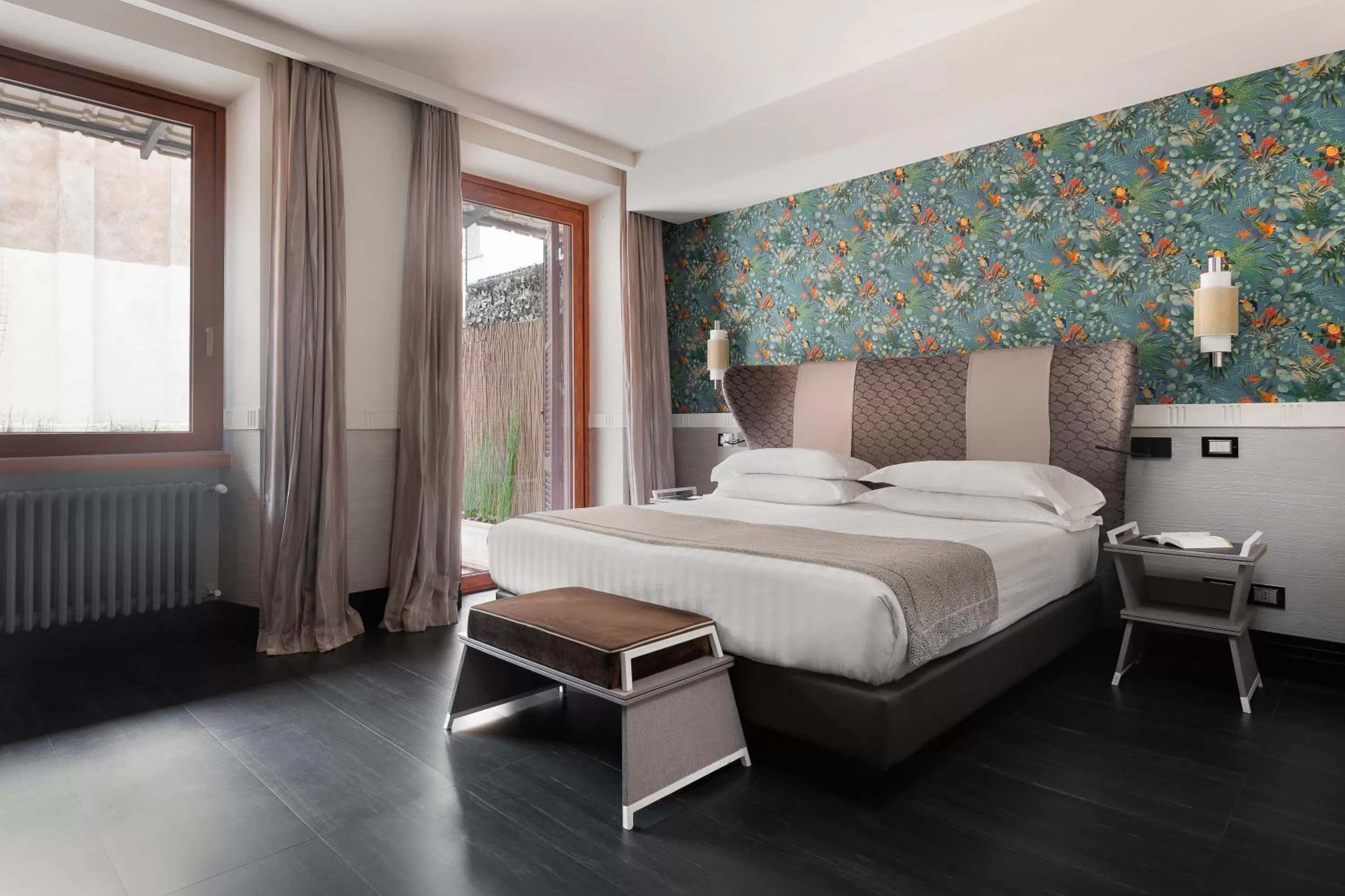 Bed in Mood Suites Tritone