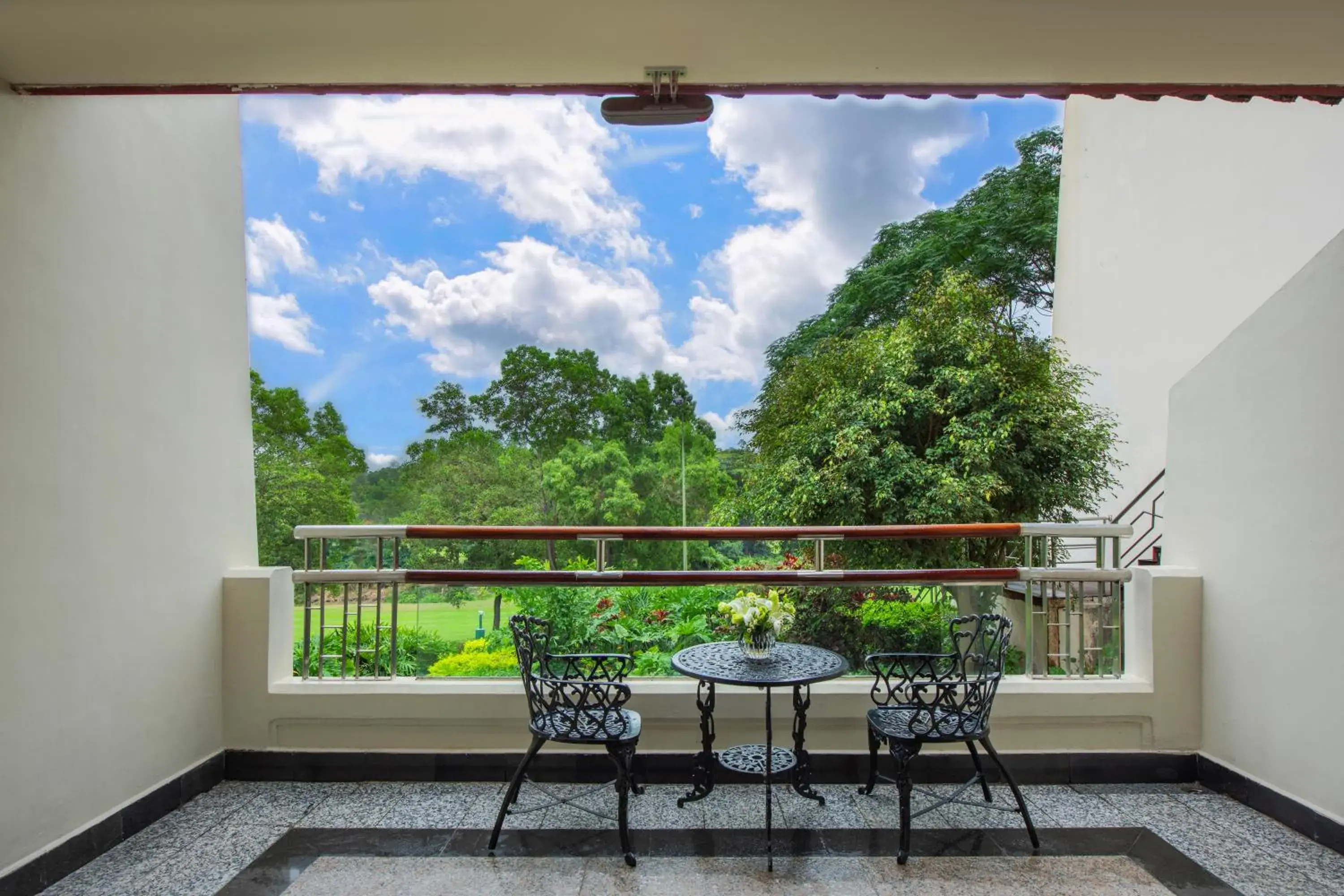 Balcony/Terrace in Mission Hills Hotel Resorts Shenzhen