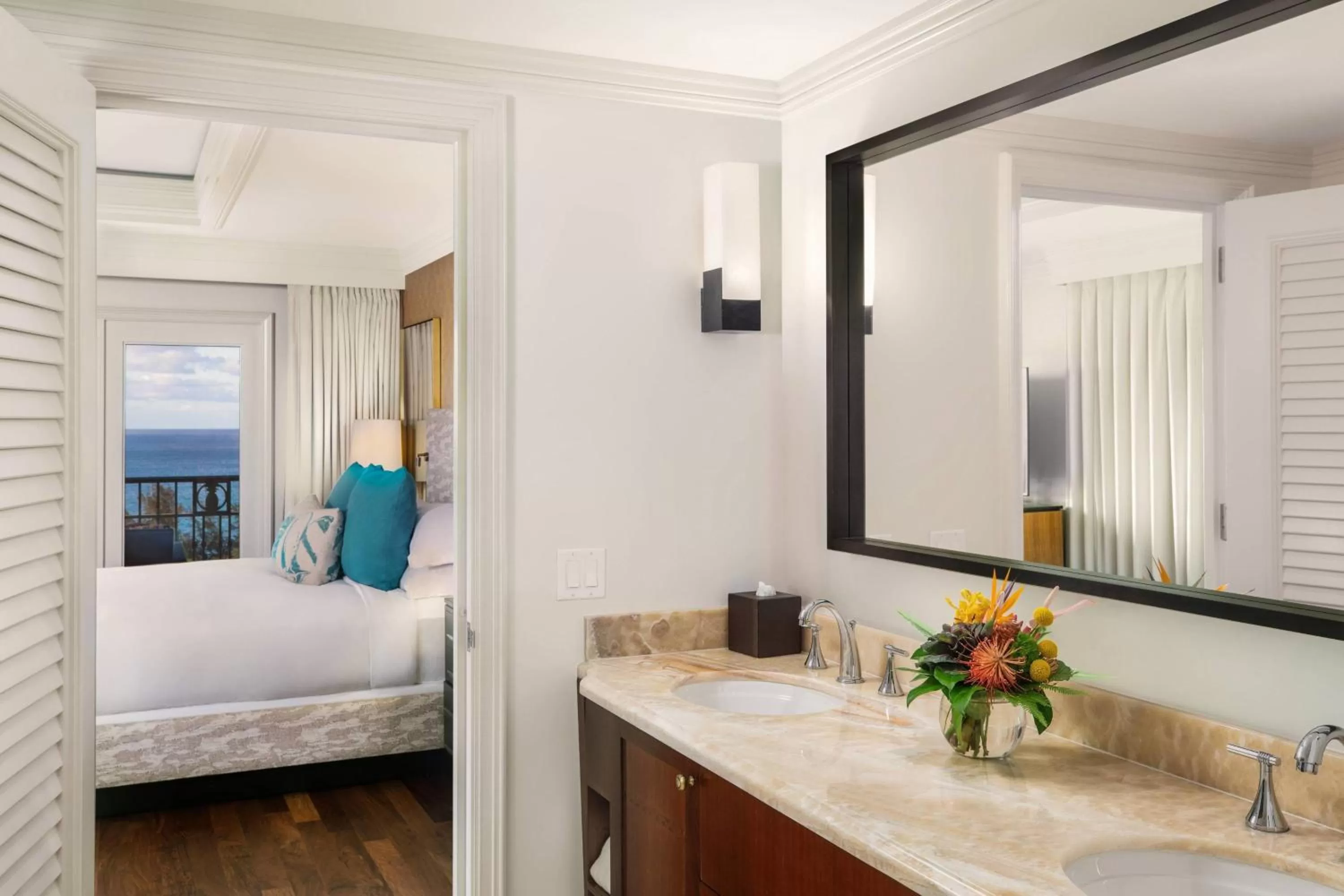 Photo of the whole room, Bed in The Ritz-Carlton Maui, Kapalua