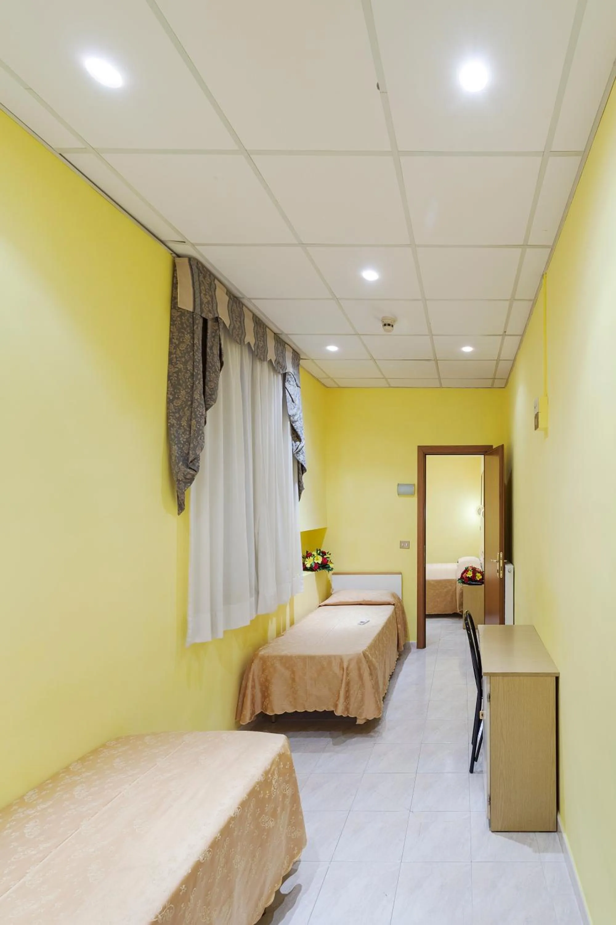 Bed in Hotel Oriente