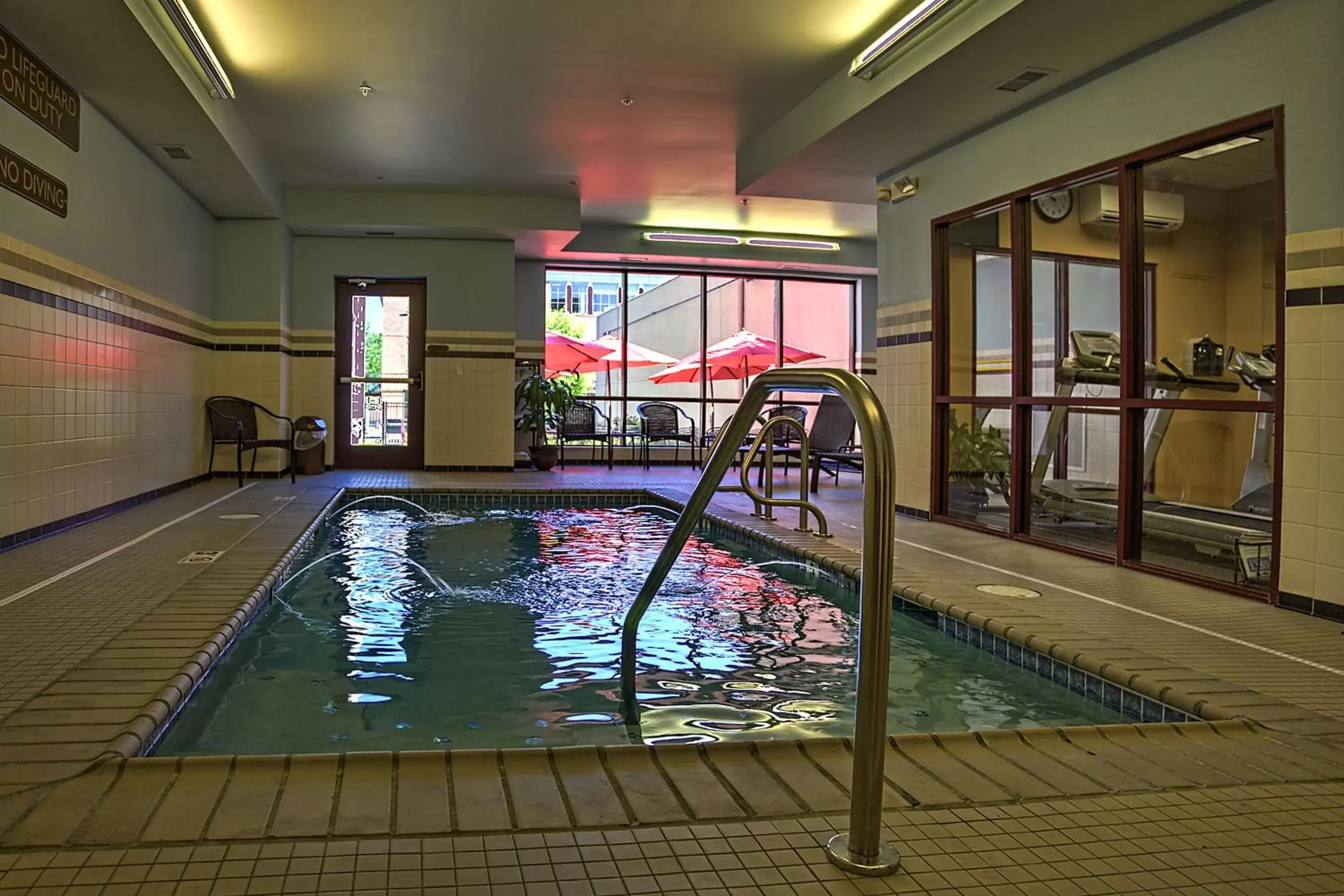 Swimming Pool in The Hotel Warner
