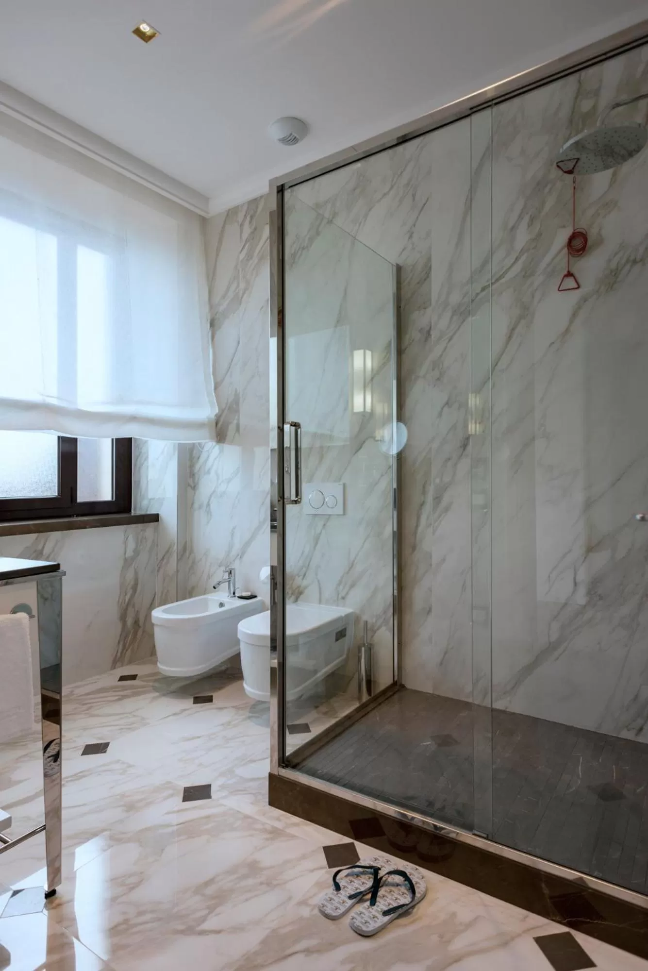 Shower in Grand Hotel Castrocaro Longlife Formula