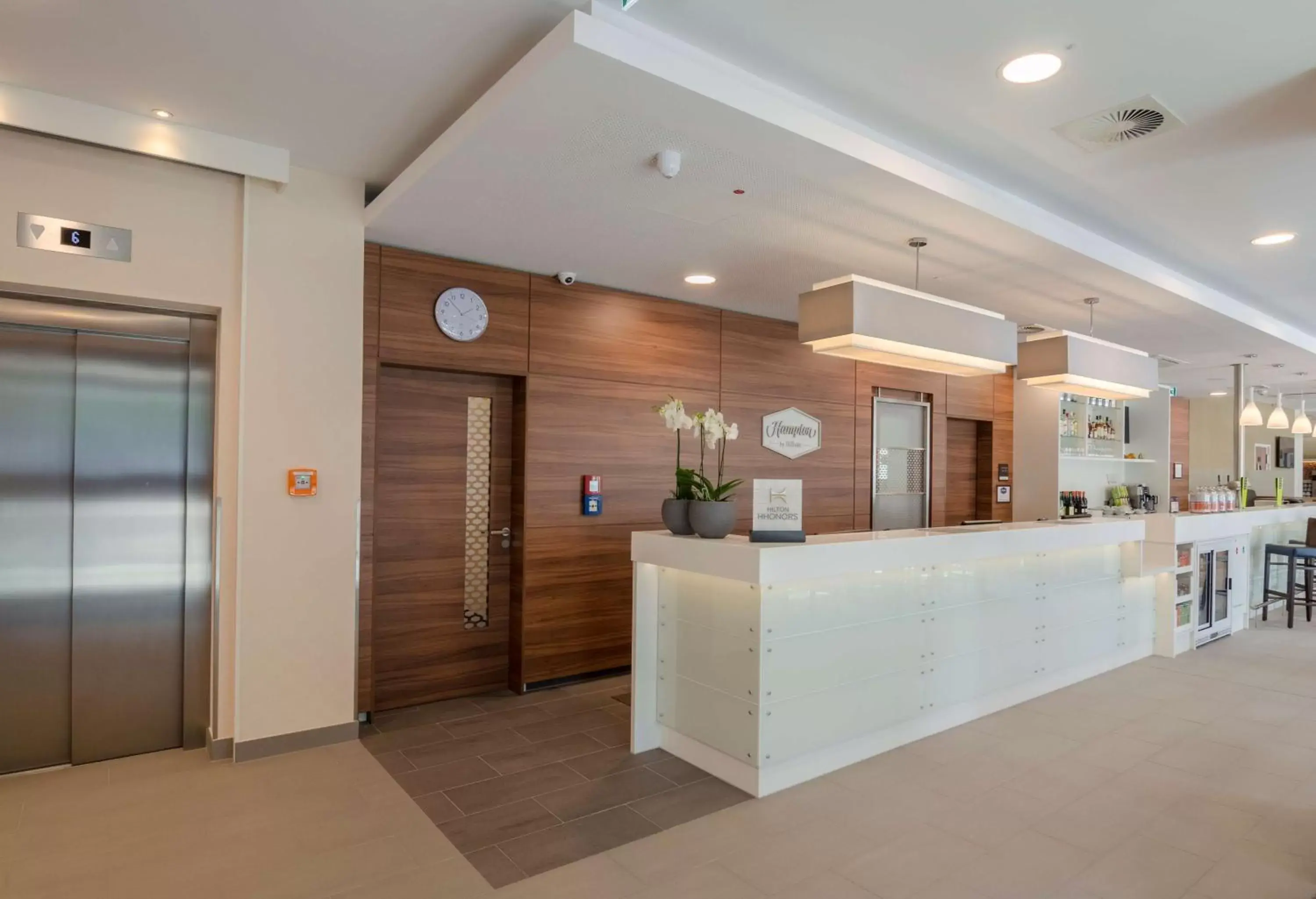 Lobby or reception in Hampton by Hilton Frankfurt City Centre