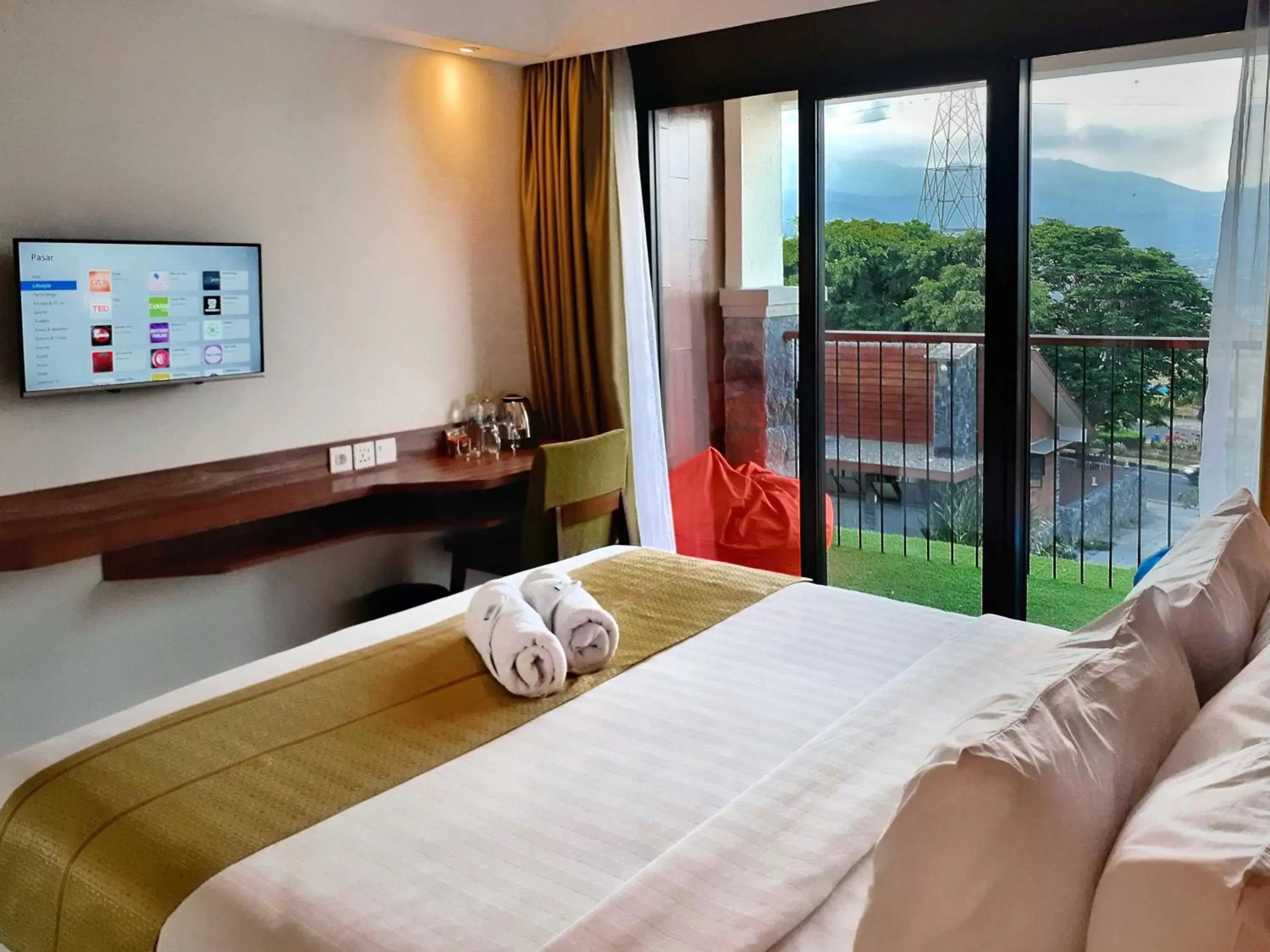 Bed in The Batu Hotel & Villas