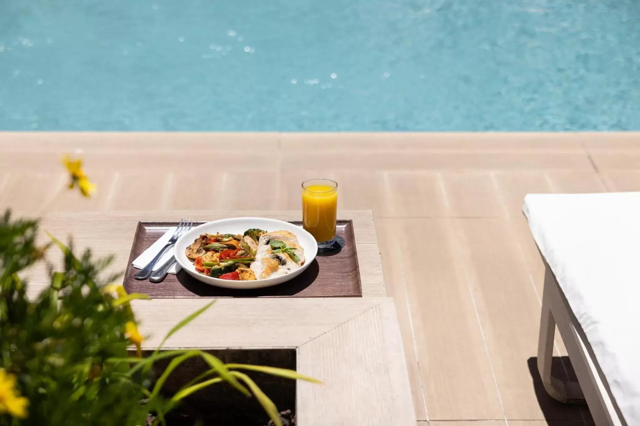 Restaurant/places to eat in Holiday Inn Express - Concepcion by IHG Restaurant/places to eat in Holiday Inn Express - Concepcion by IHG