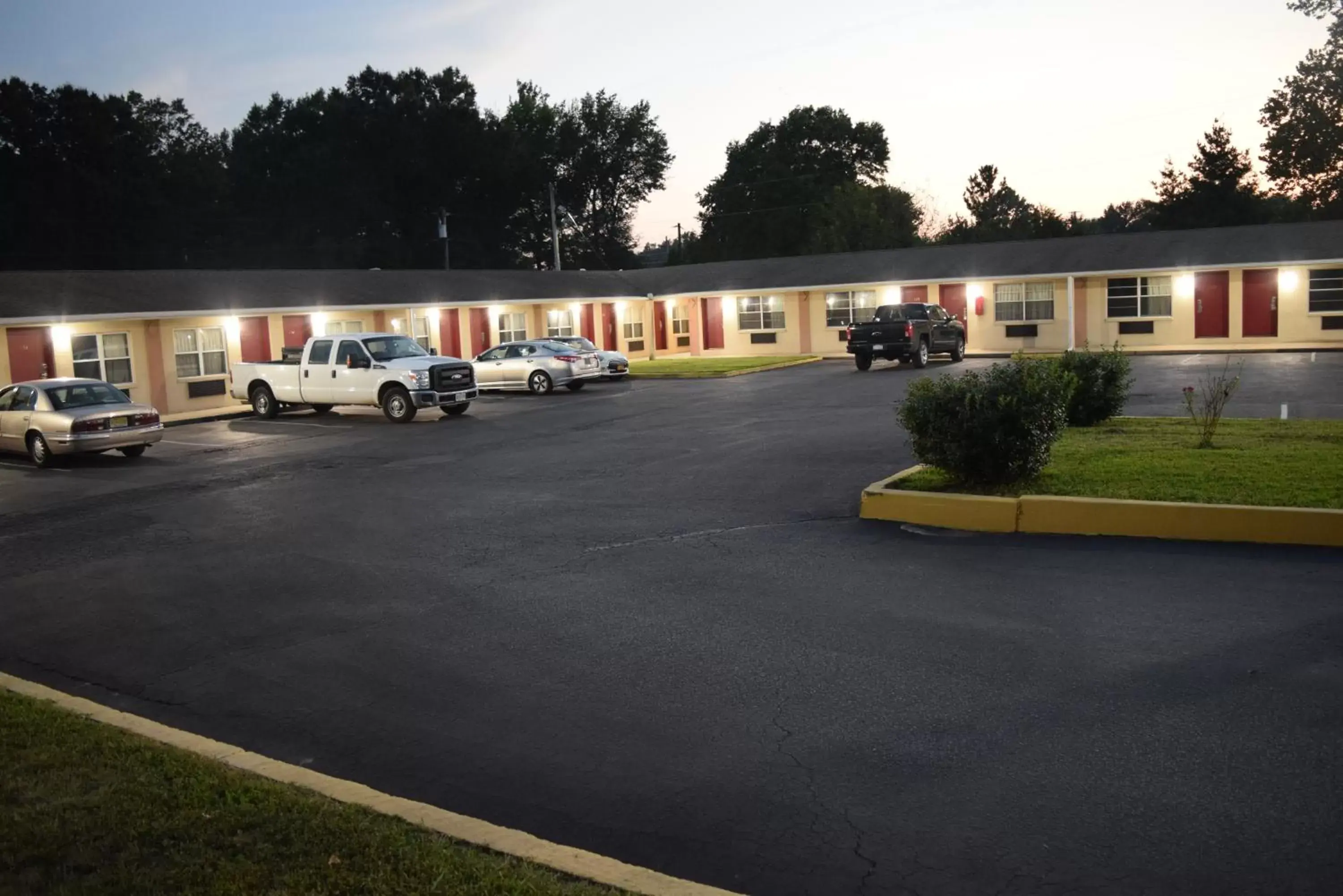 Property Building in White Oaks Motel Pennsville/Carneys Point