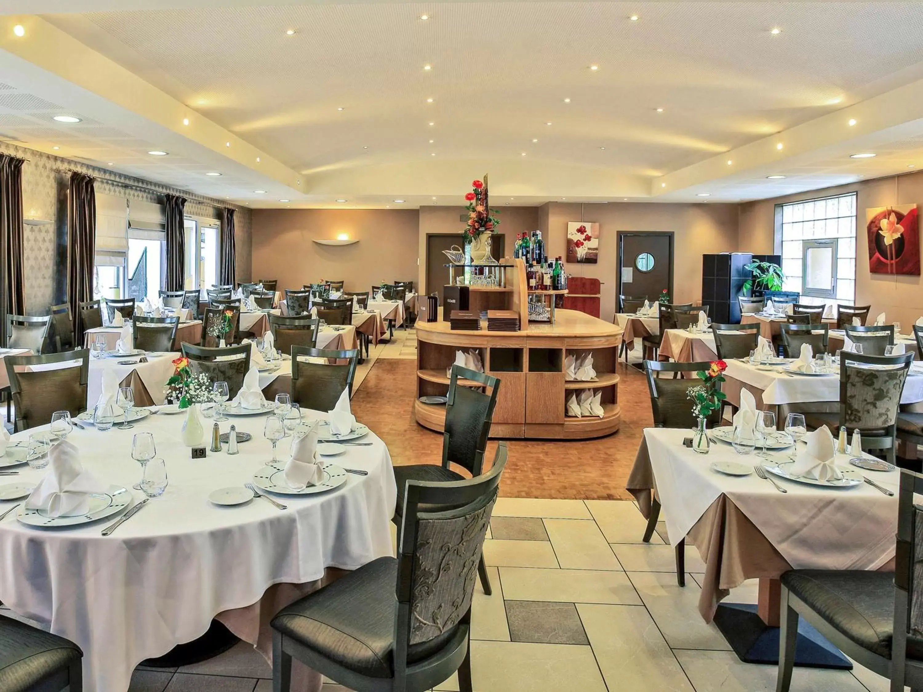 Restaurant/Places to Eat in Mercure Castres L'Occitan