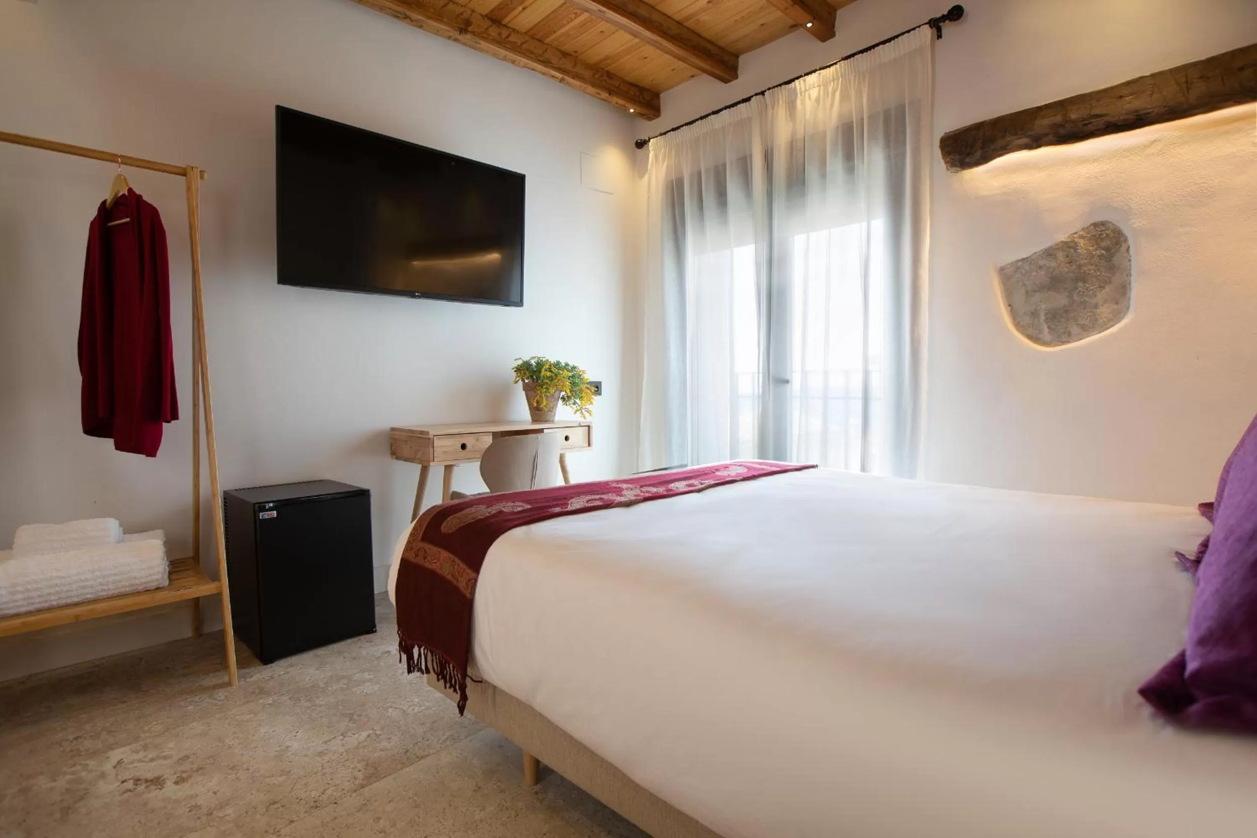 Standard Queen Room in Hotel Poeta Jorge Manrique