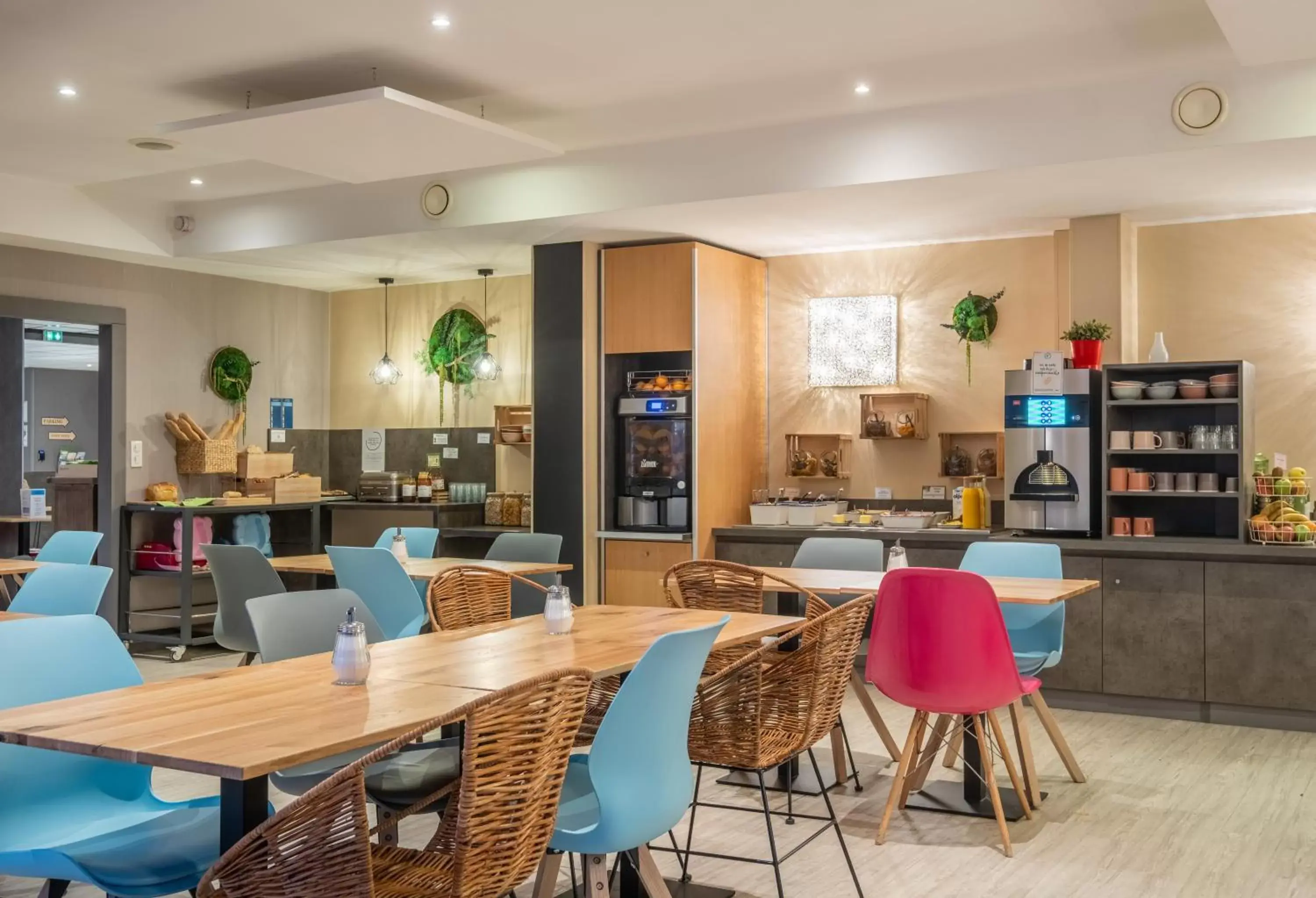 Breakfast, Restaurant/Places to Eat in ibis Styles Blois Centre Gare