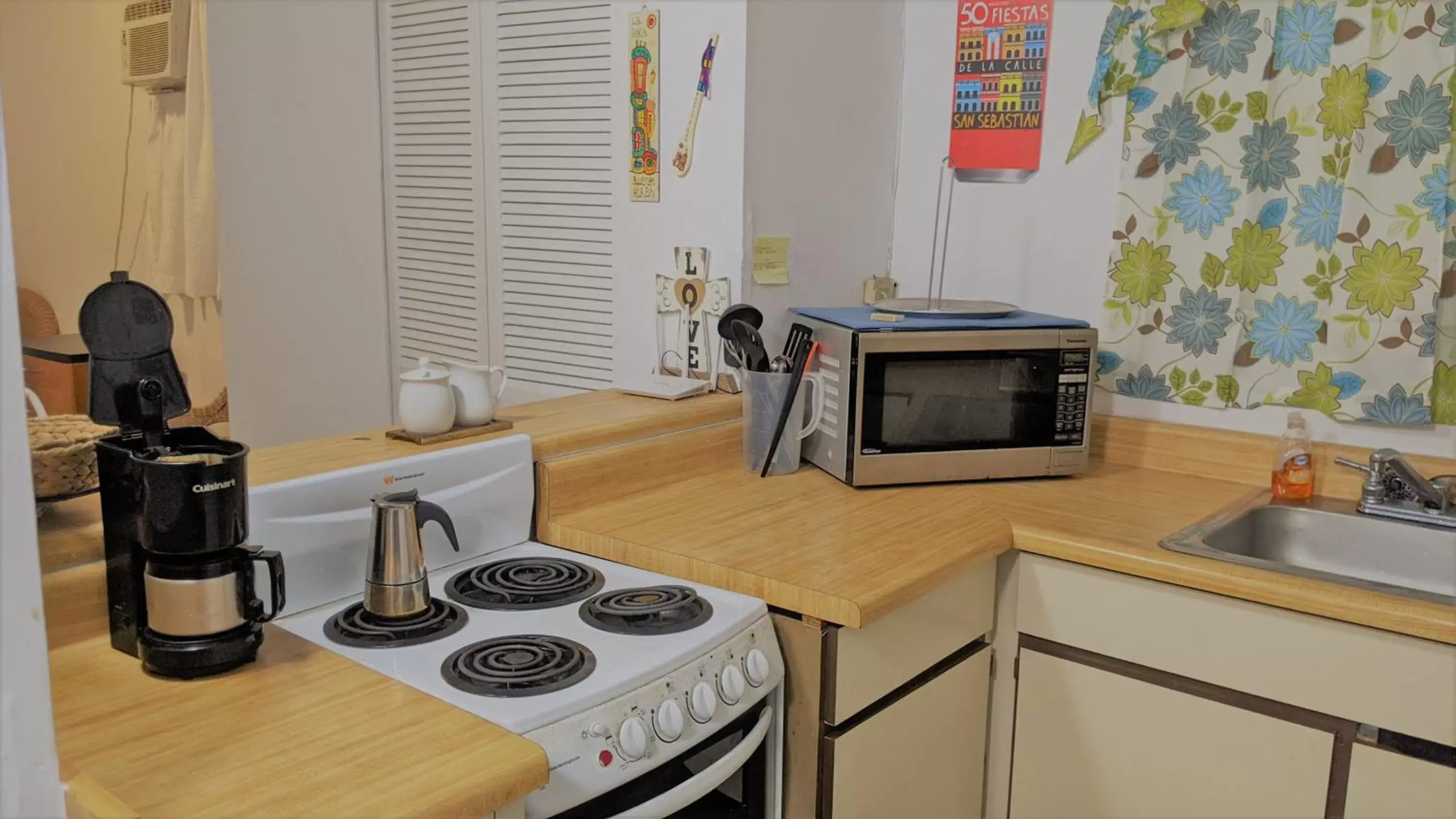 Kitchen/Kitchenette in La Capitana Old San Juan