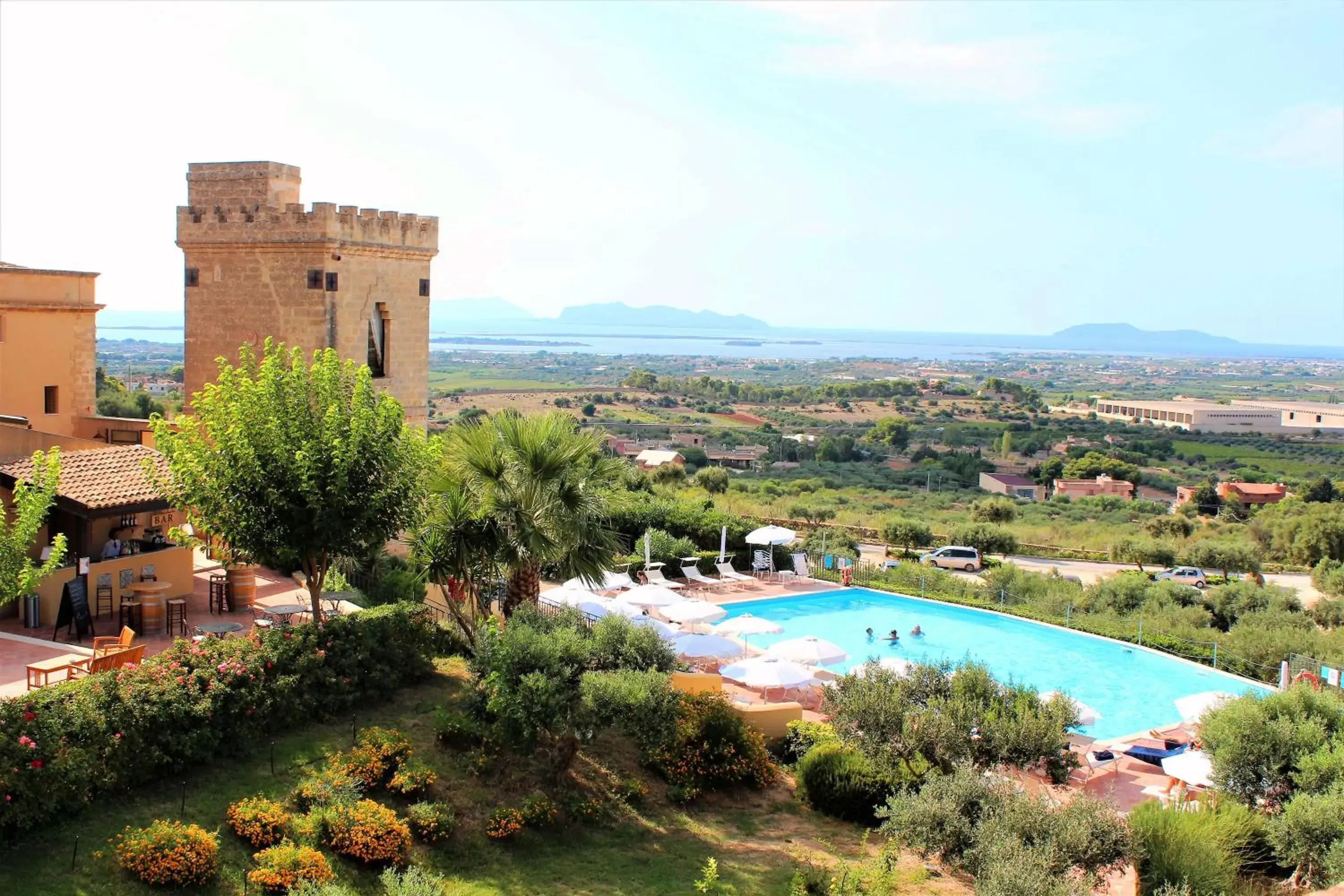 Restaurant/places to eat, Pool View in Hotel Baglio Oneto dei Principi di San Lorenzo - Luxury Wine Resort