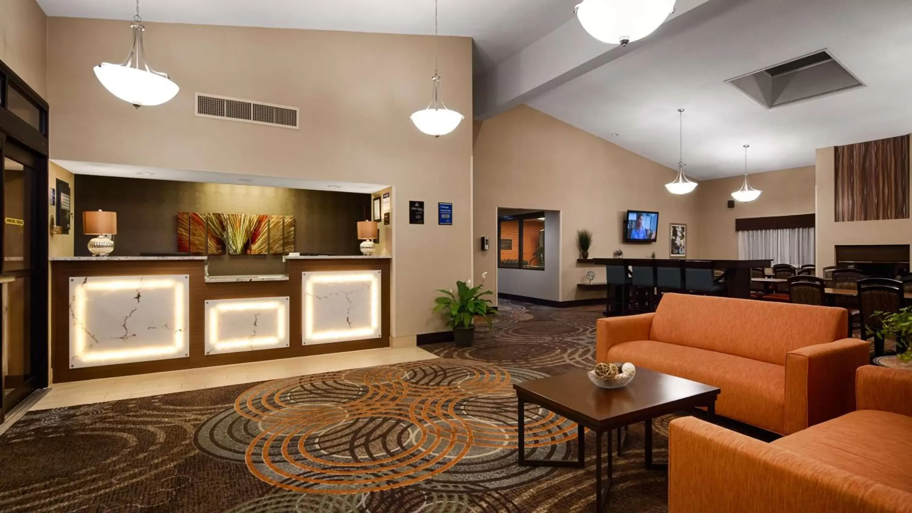 Lobby/Reception in Best Western Maple City Inn