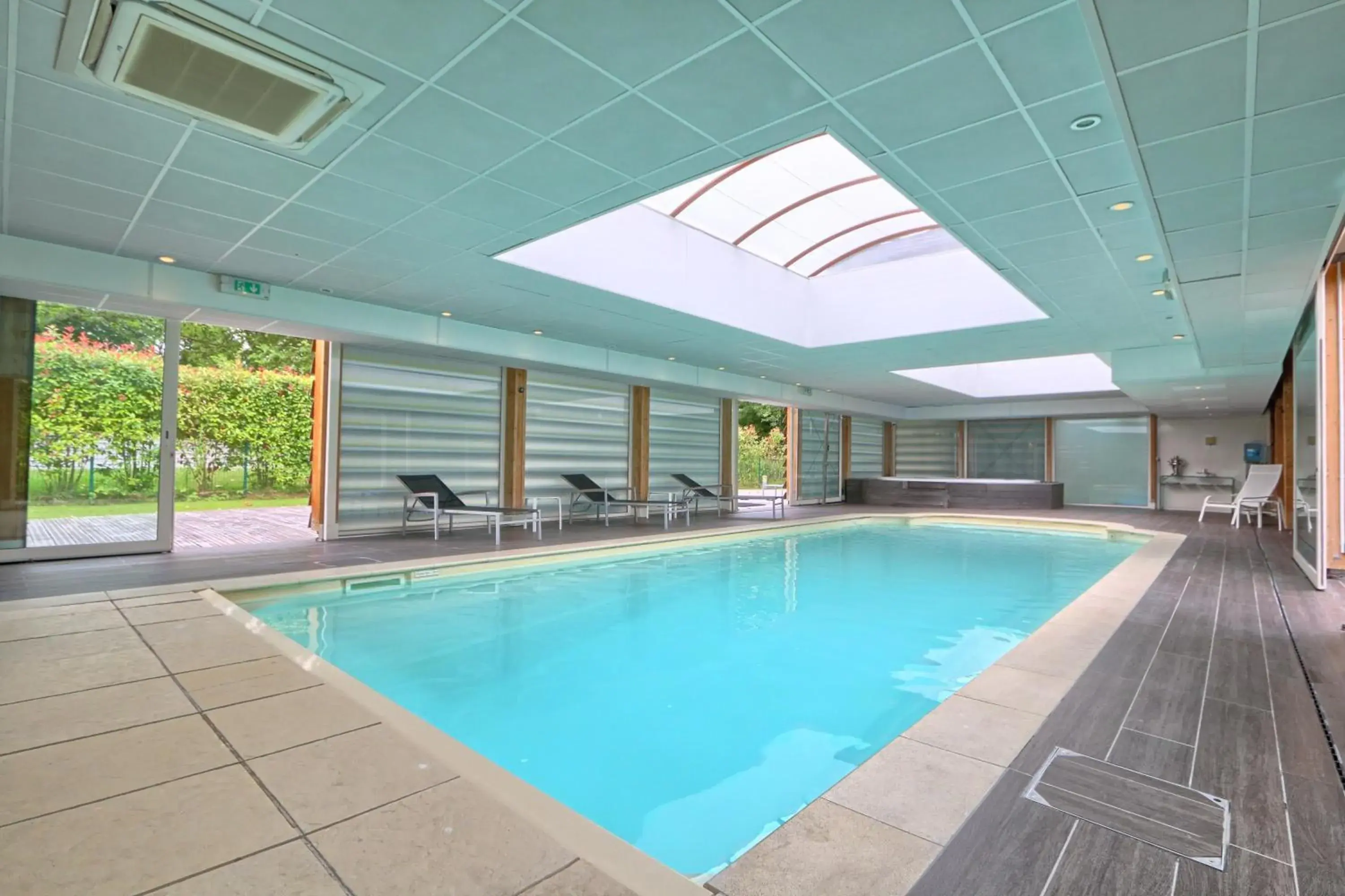Swimming Pool in Relais De La Malmaison Paris Rueil Hotel-Spa