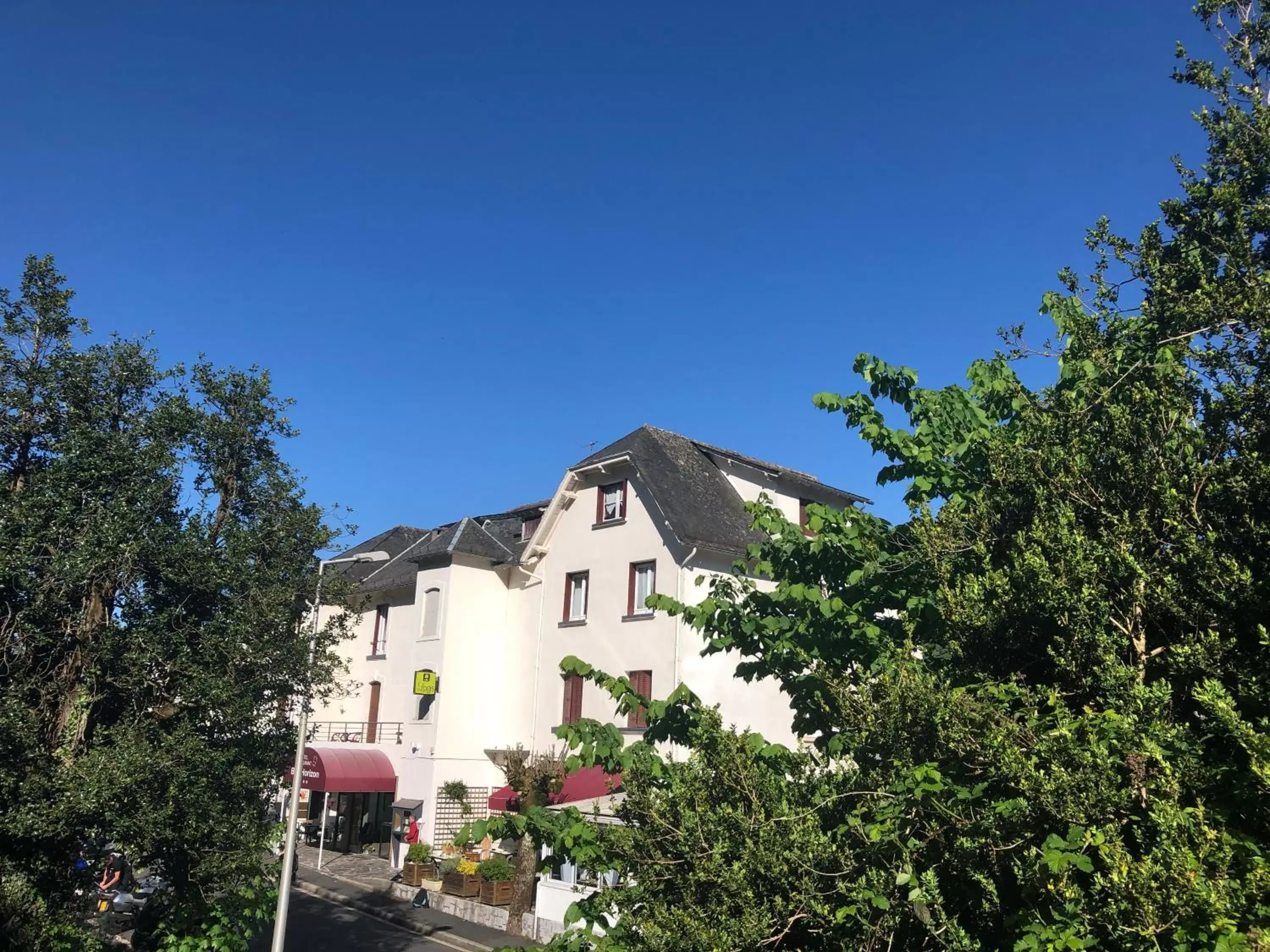 Property Building in LOGIS Hôtel Bel Horizon