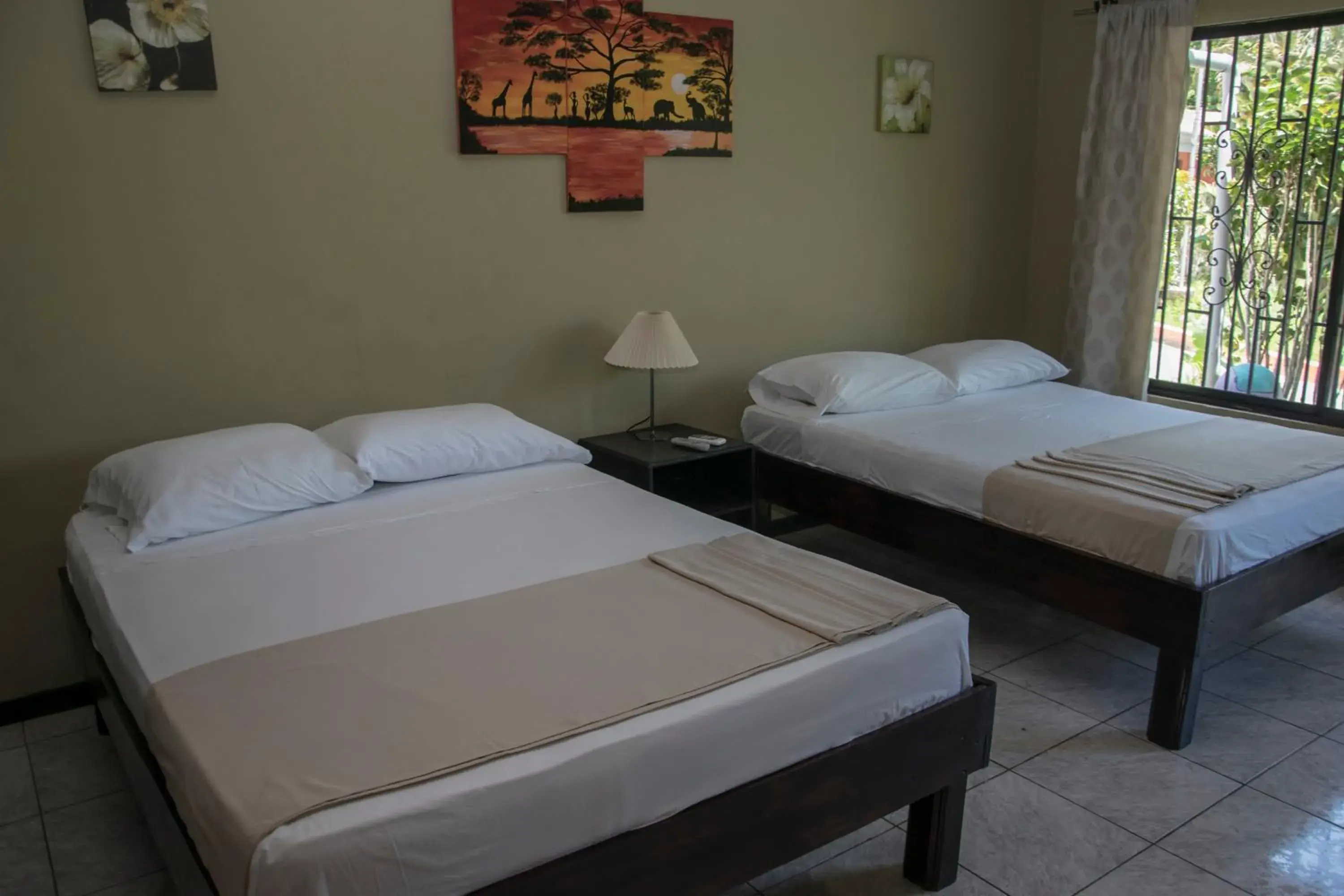 Bedroom, Bed in Pacific Paradise Resort