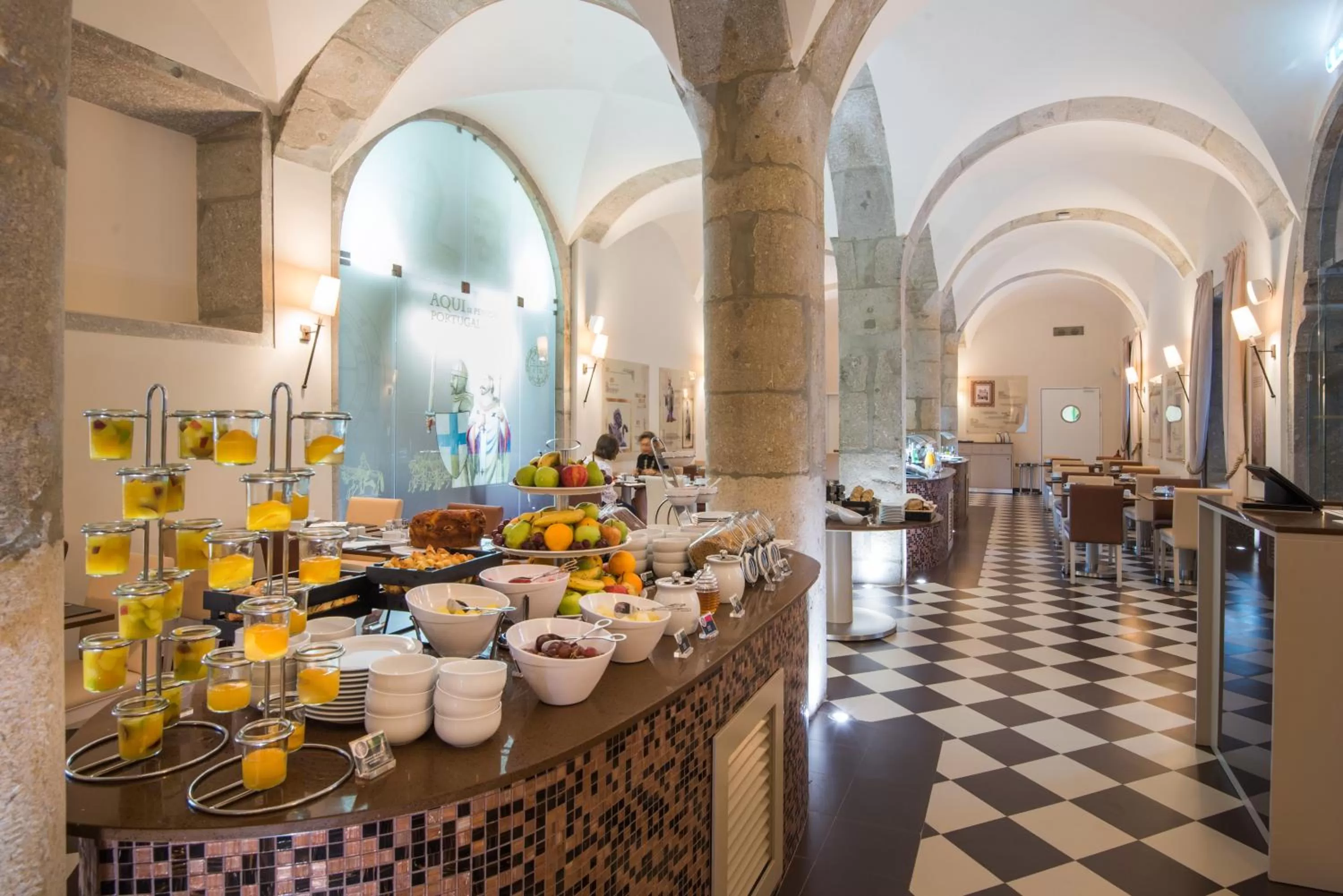 Restaurant/places to eat in Vila Gale Collection Braga