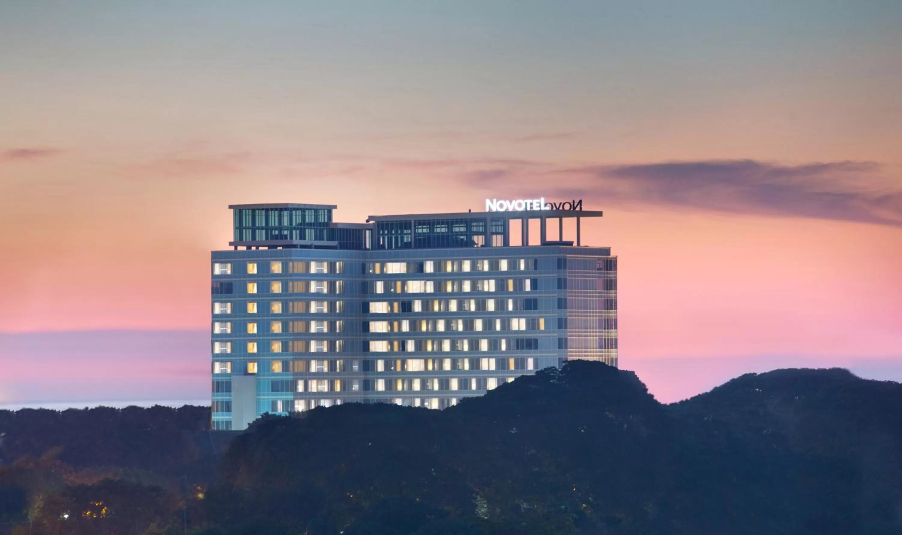 Property building in Novotel Makassar Grand Shayla