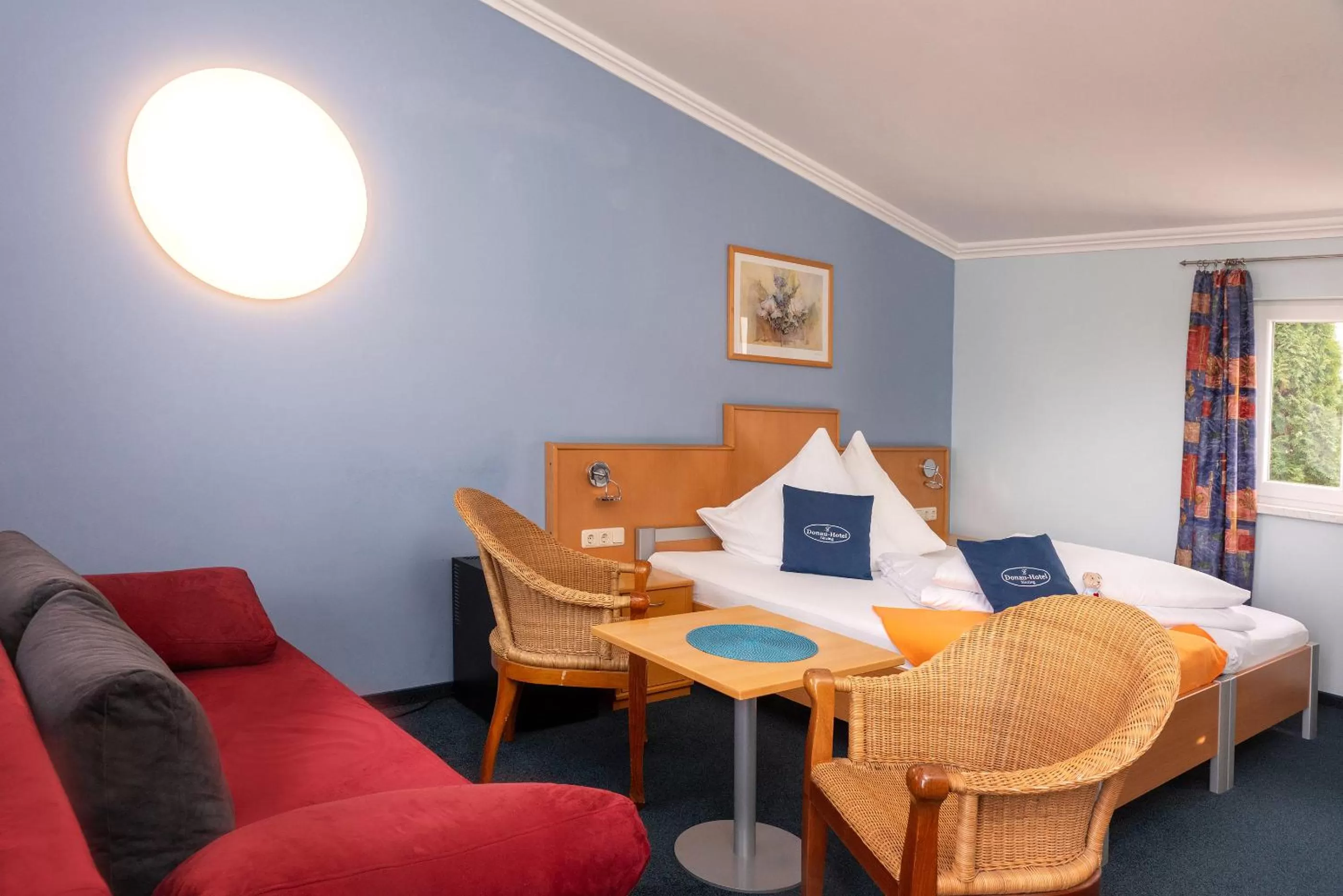 Photo of the whole room in Donau-Hotel
