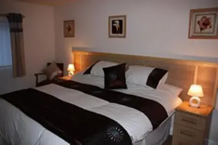 Bed in The Anvil Lodge