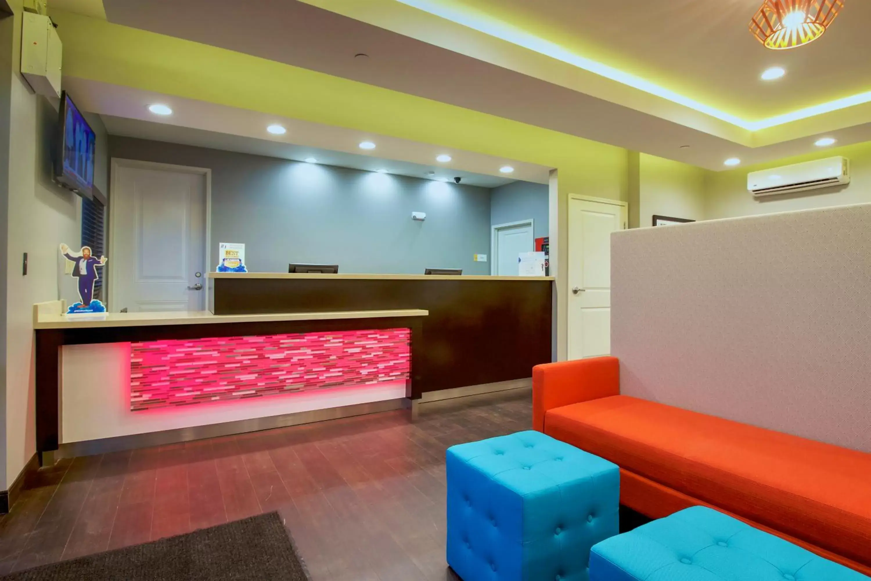 Lobby or reception, Lobby/Reception in Days Inn & Suites by Wyndham Port Arthur