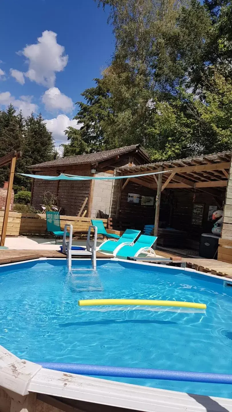 Swimming Pool in Le Clos des Écureuils