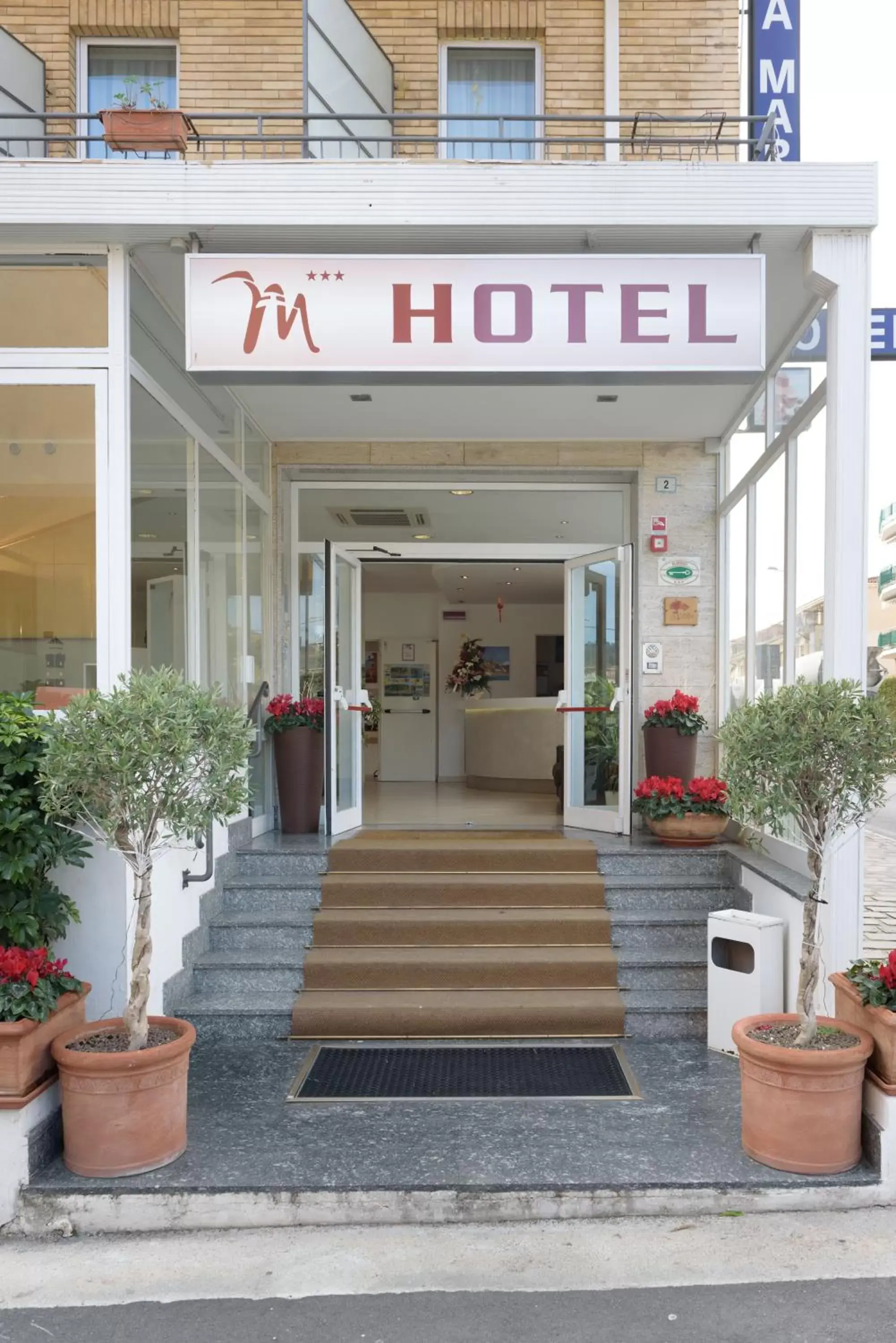 Facade/entrance in Hotel Ristorante La Marina Mhotelsgroup