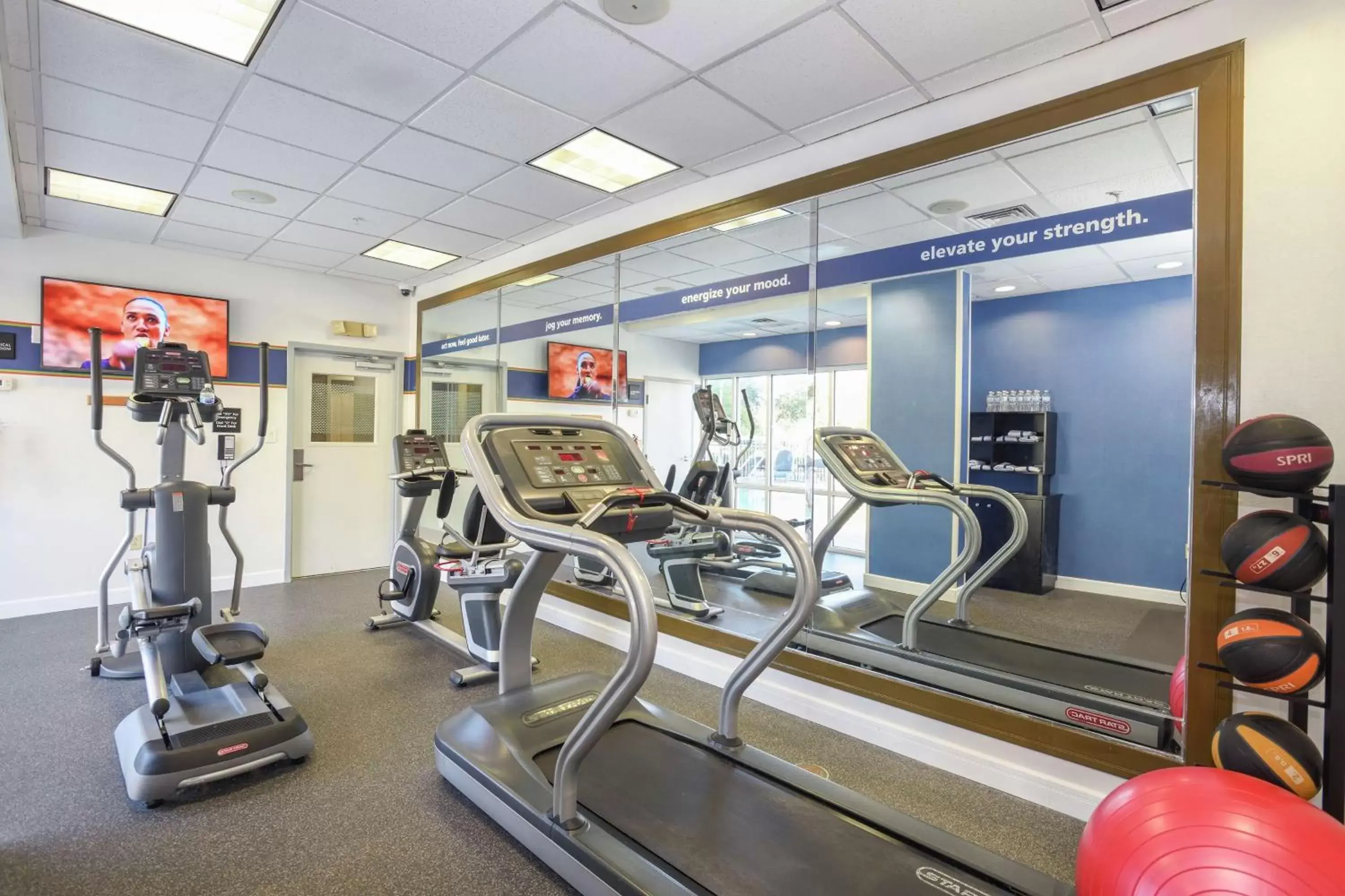Fitness centre/facilities, Fitness Center/Facilities in Hampton Inn Jacksonville - East Regency Square
