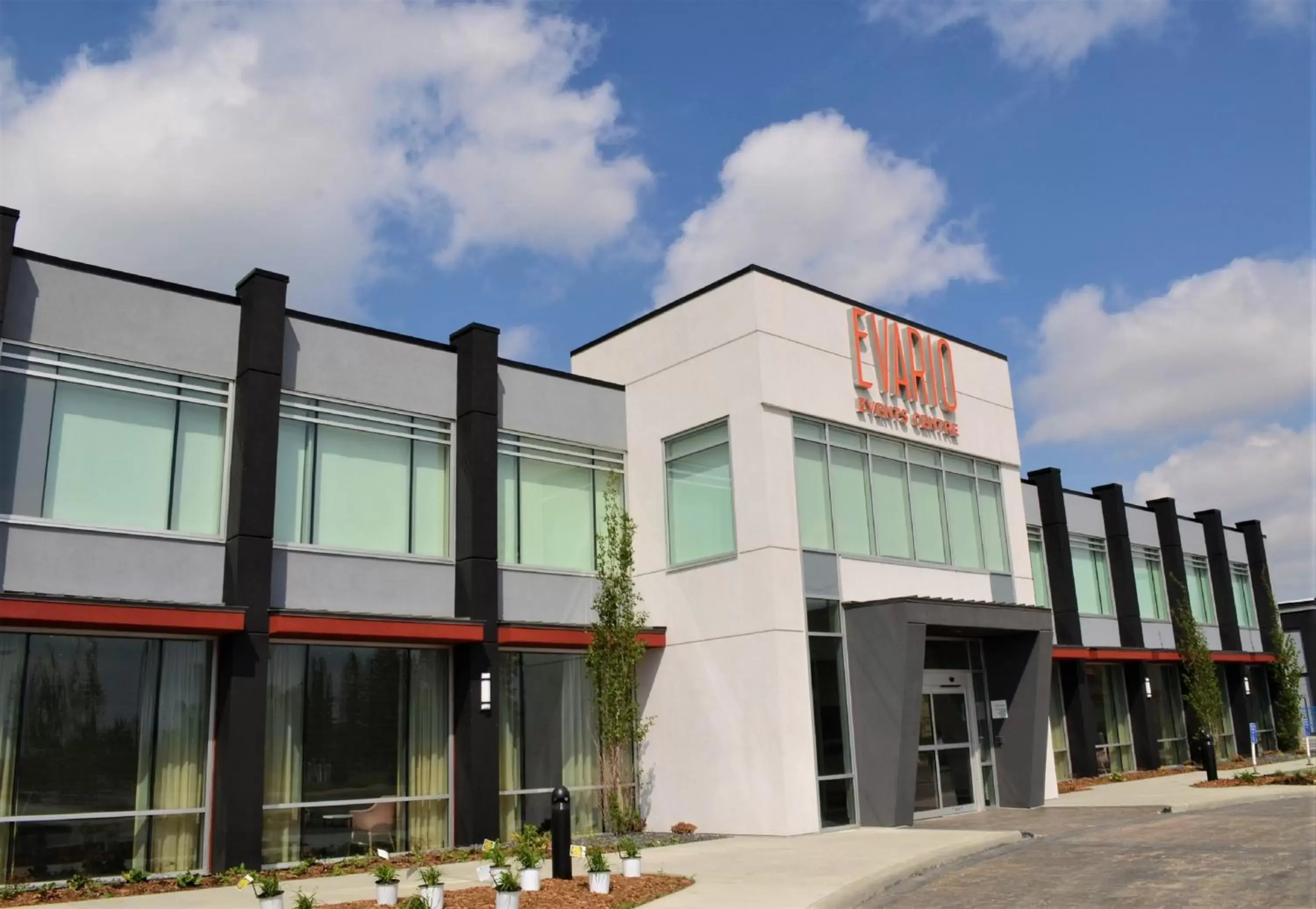 Meeting/conference room, Property Building in Holiday Inn Edmonton South - Evario Events, an IHG Hotel