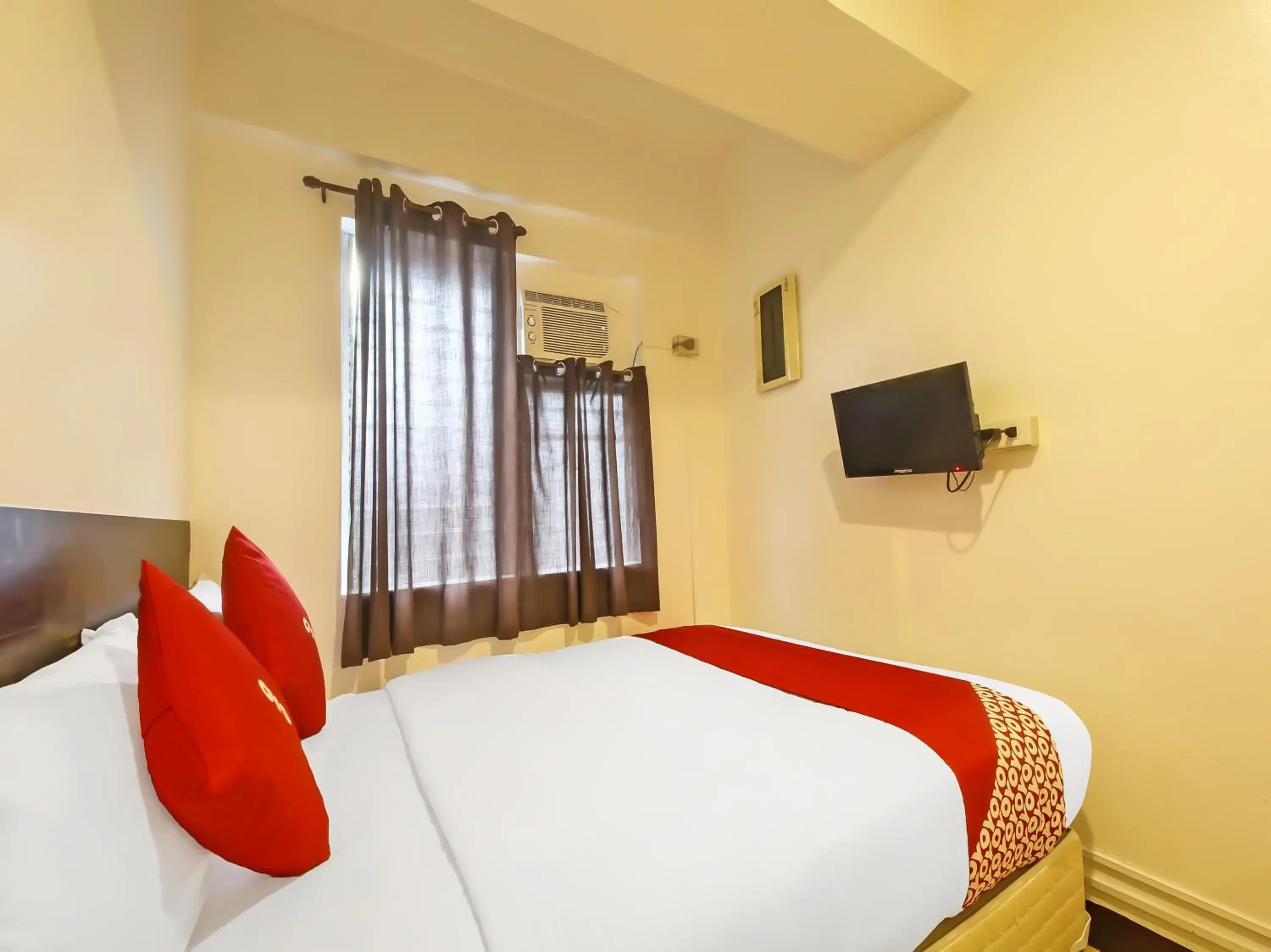 Bedroom, Bed in OYO 882 City Stay Inns Makati City Hall