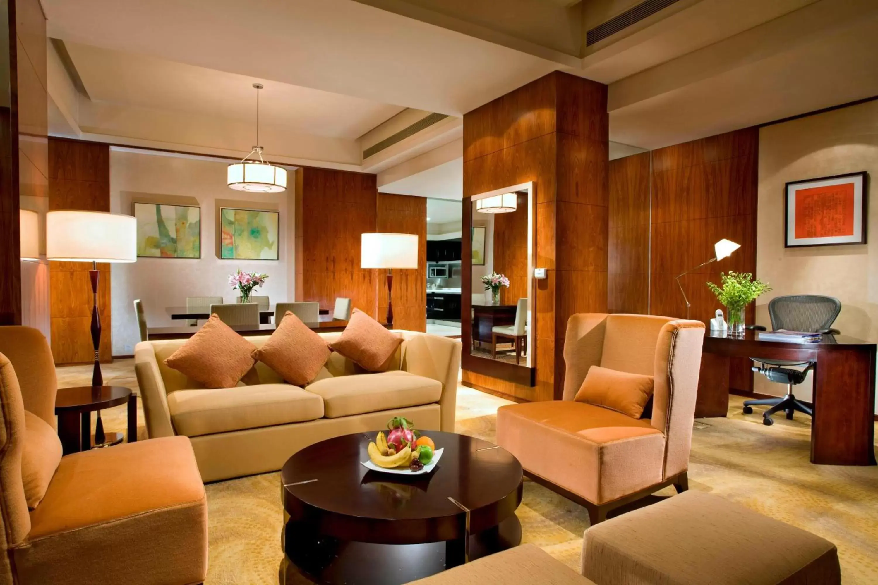 Living room, Seating Area in Sheraton Grand Shanghai Pudong Hotel & Residences