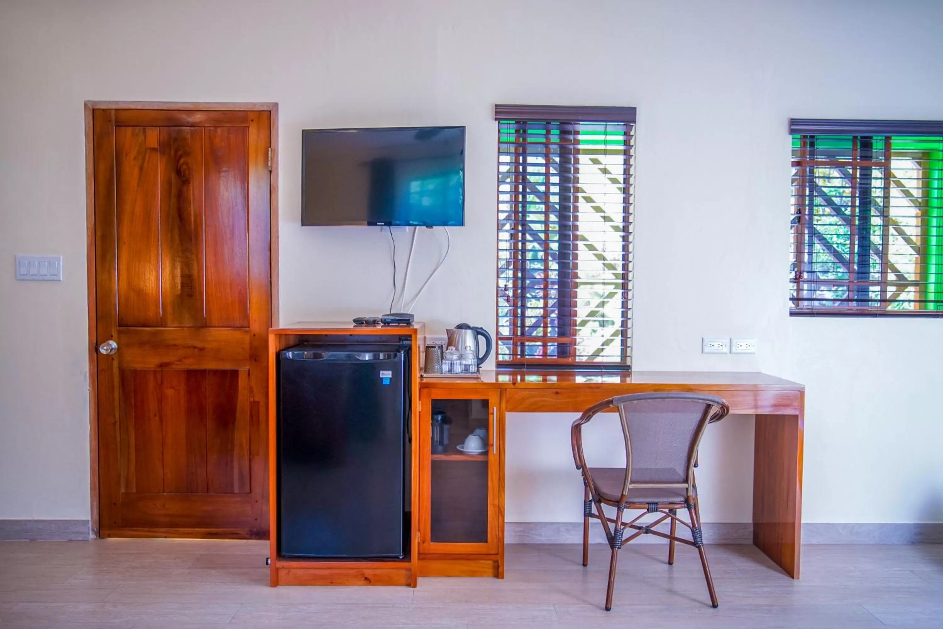 Coffee/tea facilities in Sunrise Club Hotel