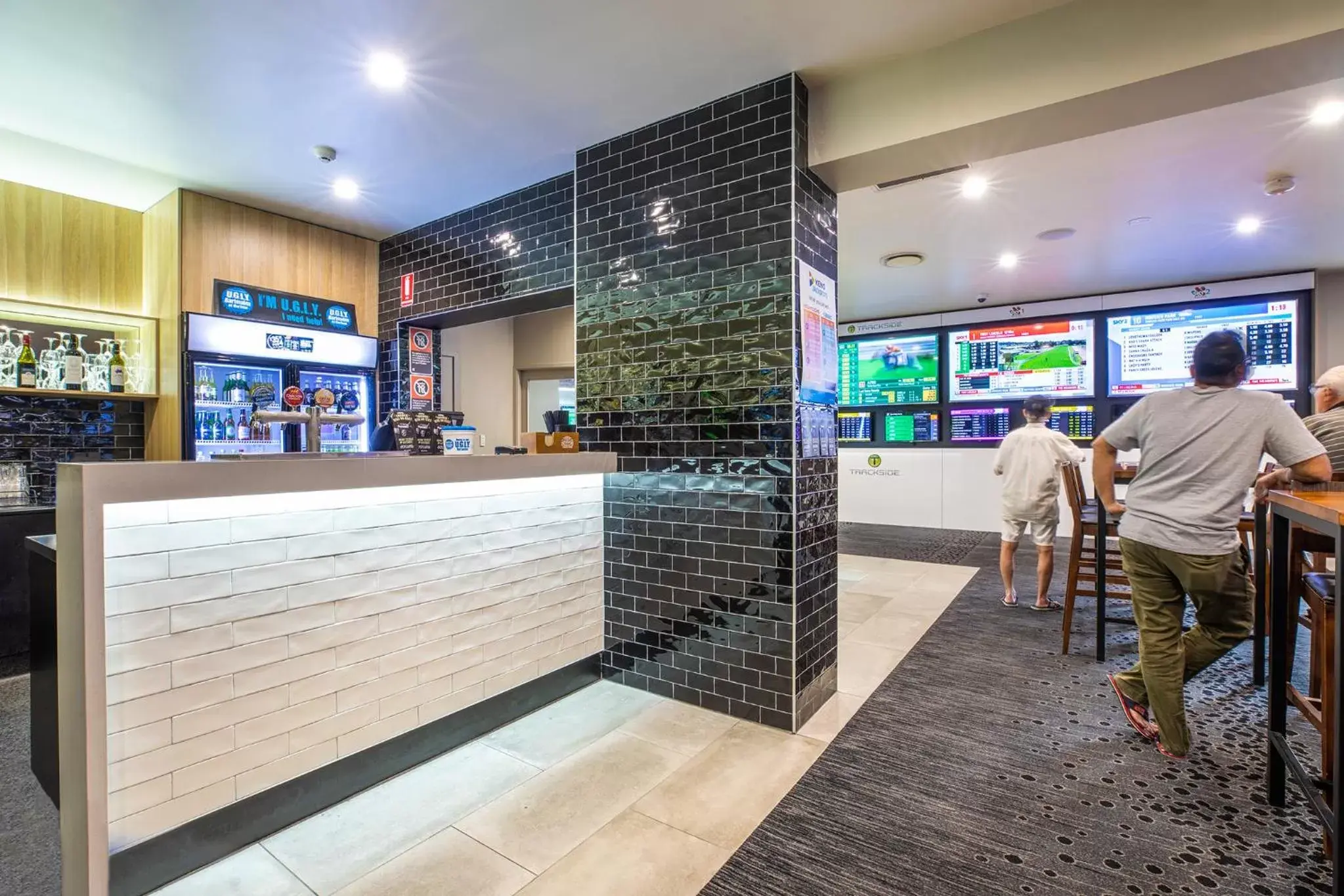 Lounge or bar in Toongabbie Hotel