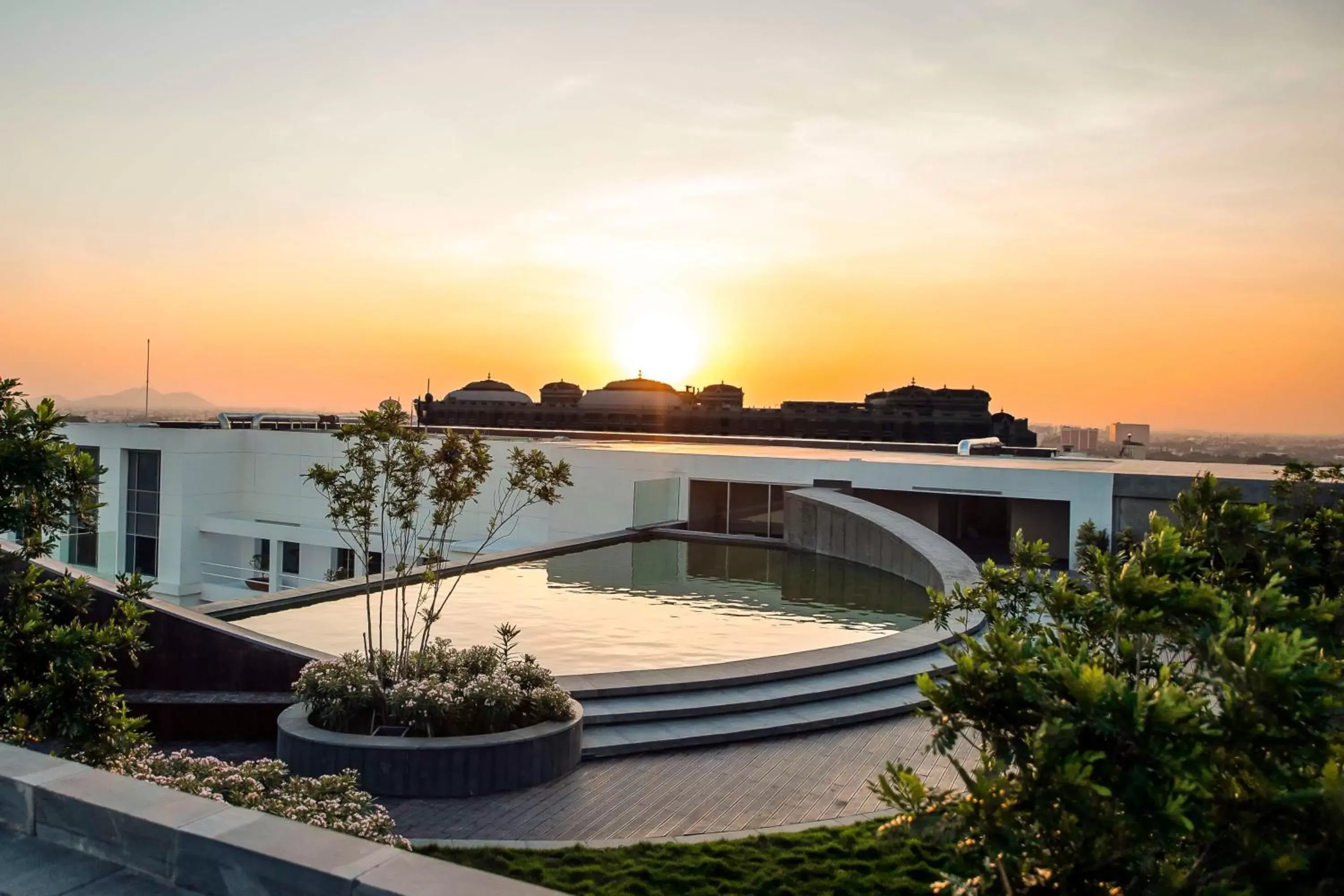 Swimming pool, Sunrise/Sunset in Park Hyatt Chennai