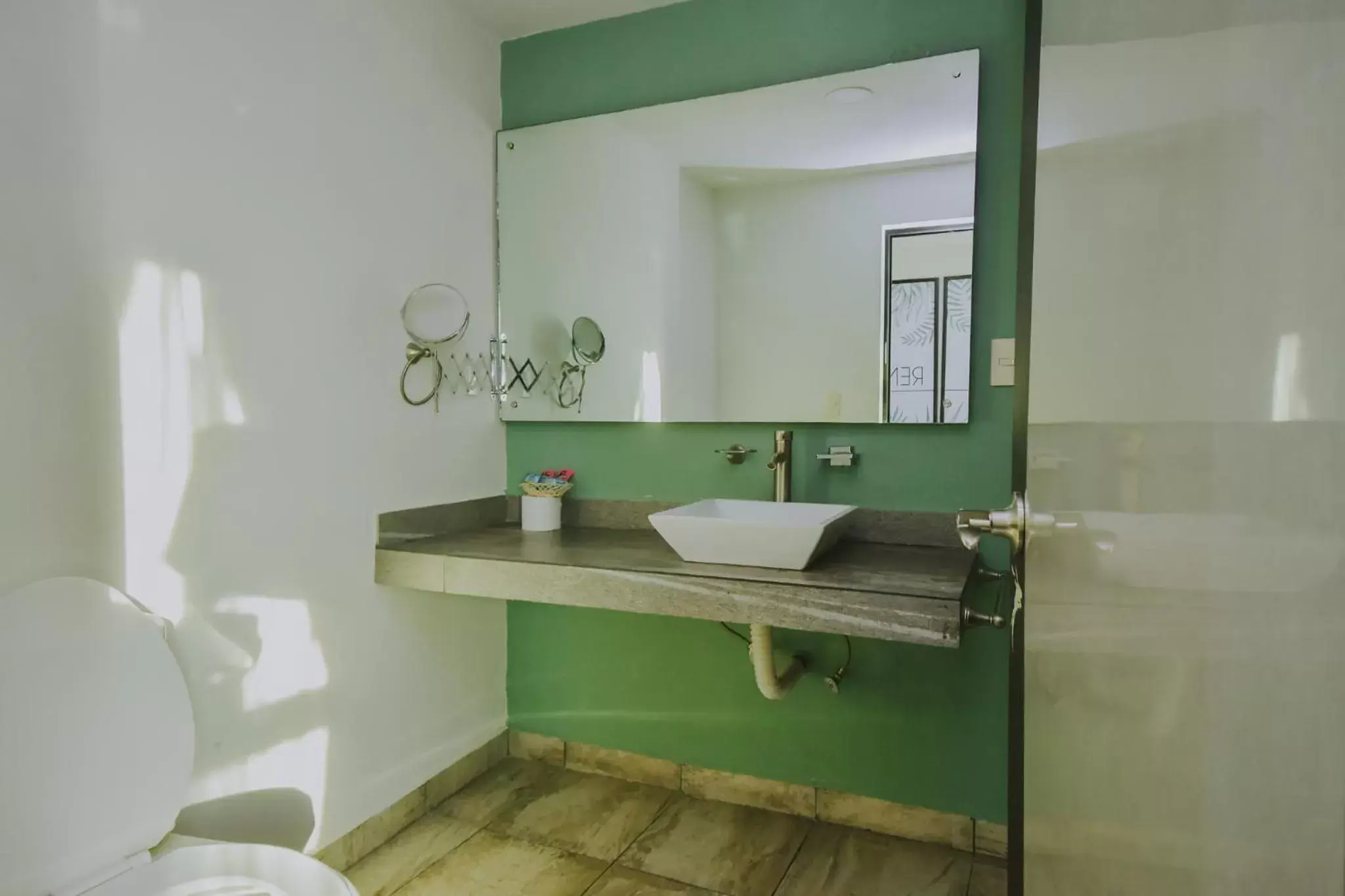 Bathroom in Hotel Florencia Poza Rica