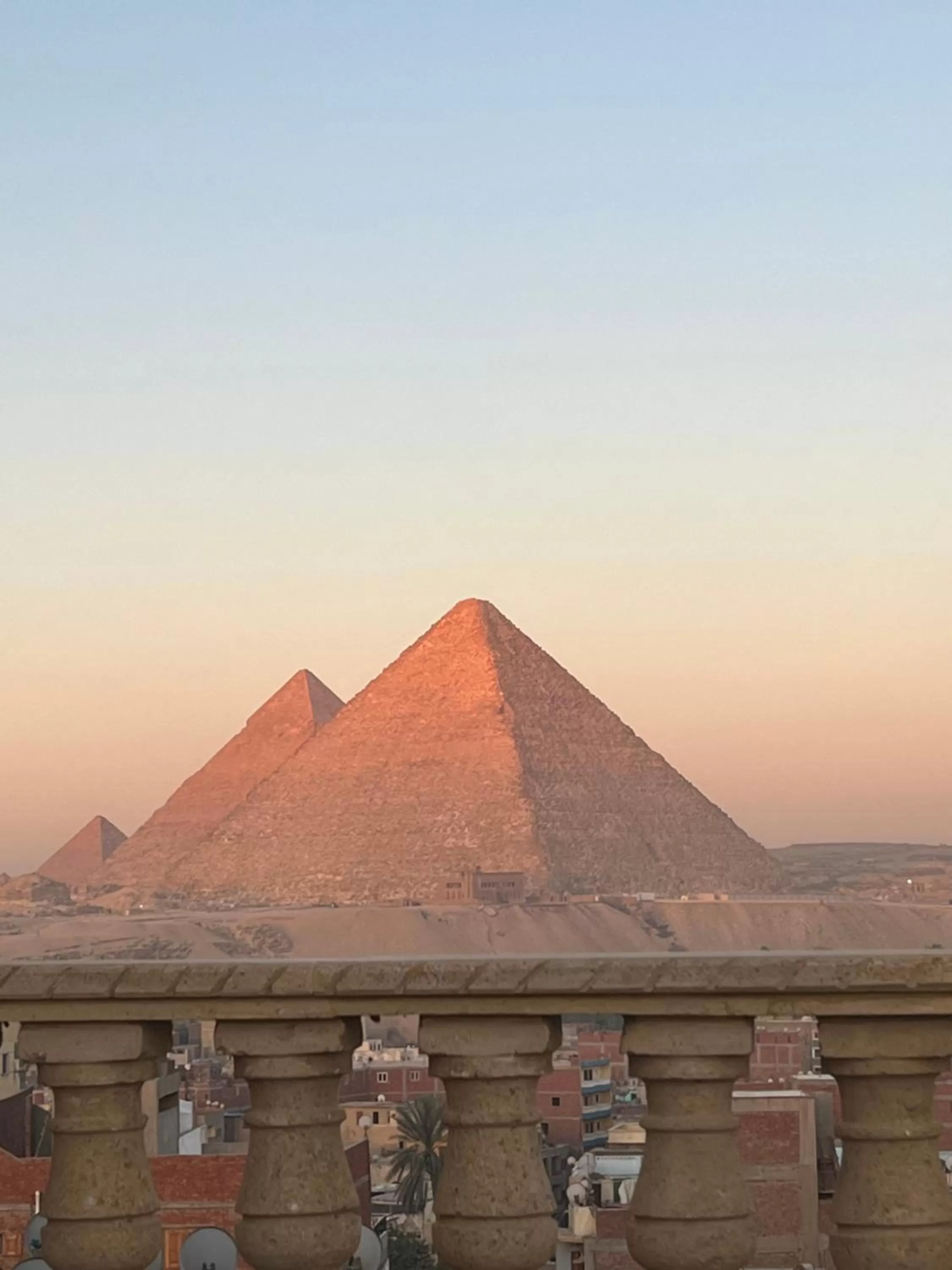 Nearby landmark in Crowne Pyramids View inn