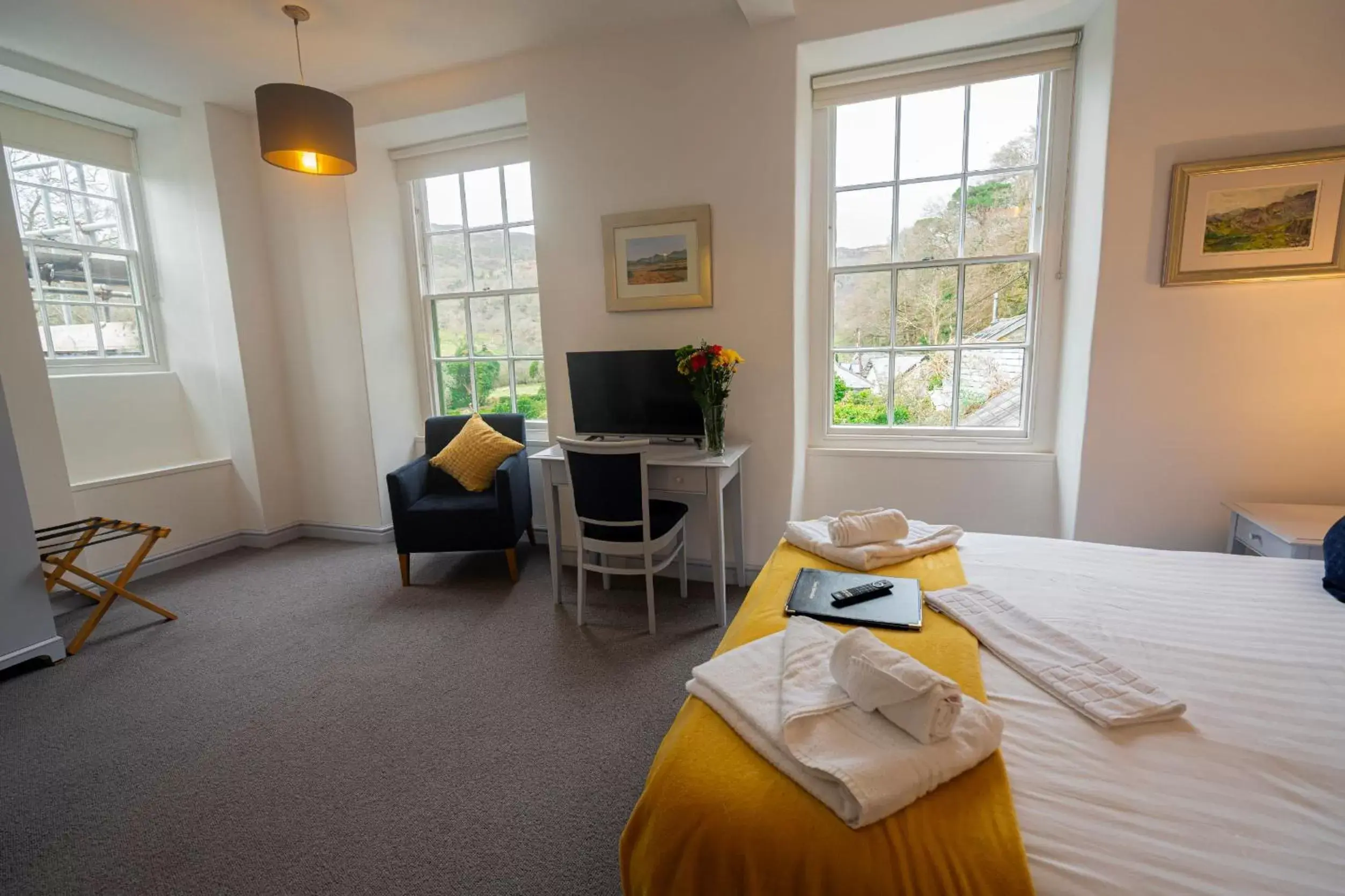 King Room in Grapes Hotel, Bar & Restaurant King Room in Grapes Hotel, Bar & Restaurant