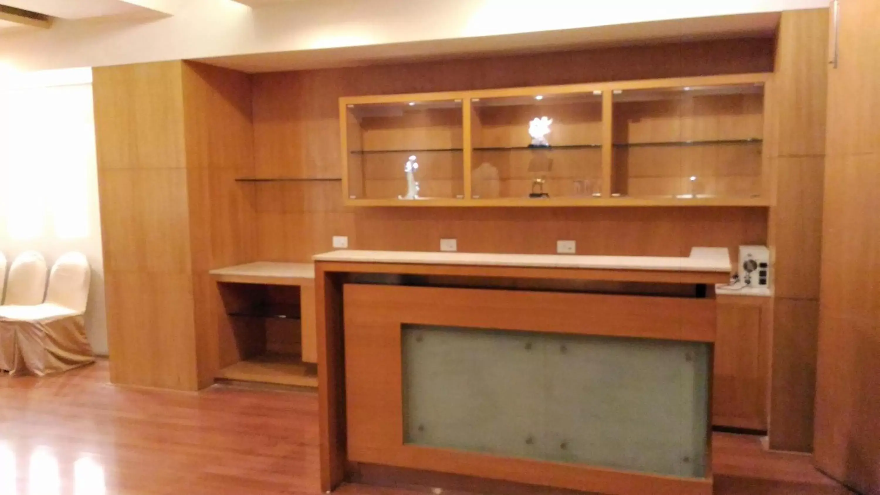 Area and facilities, Kitchen/Kitchenette in Taj Tristar