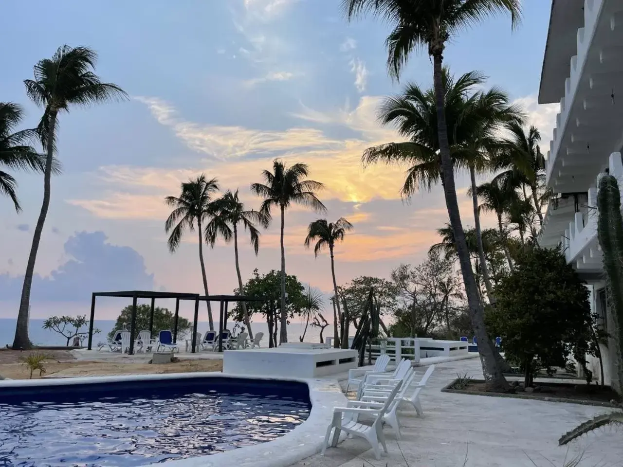 Swimming Pool in Hotel Villa Mexicana Puerto Escondido