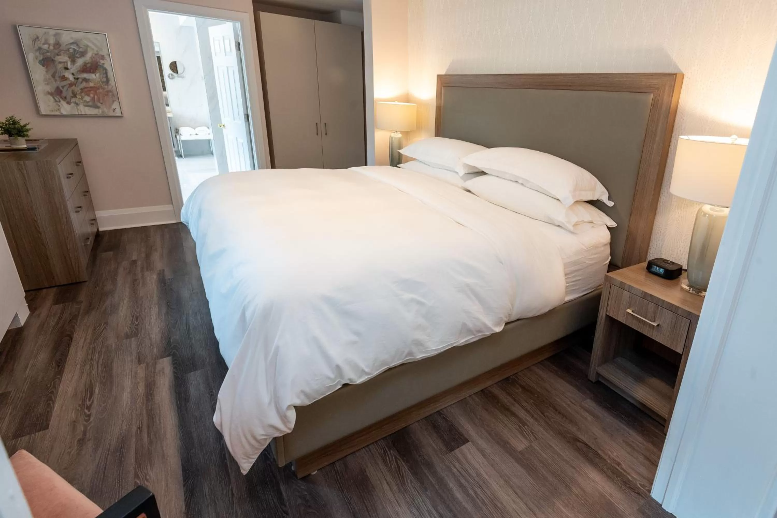 Bedroom, Bed in The Glenerin Inn