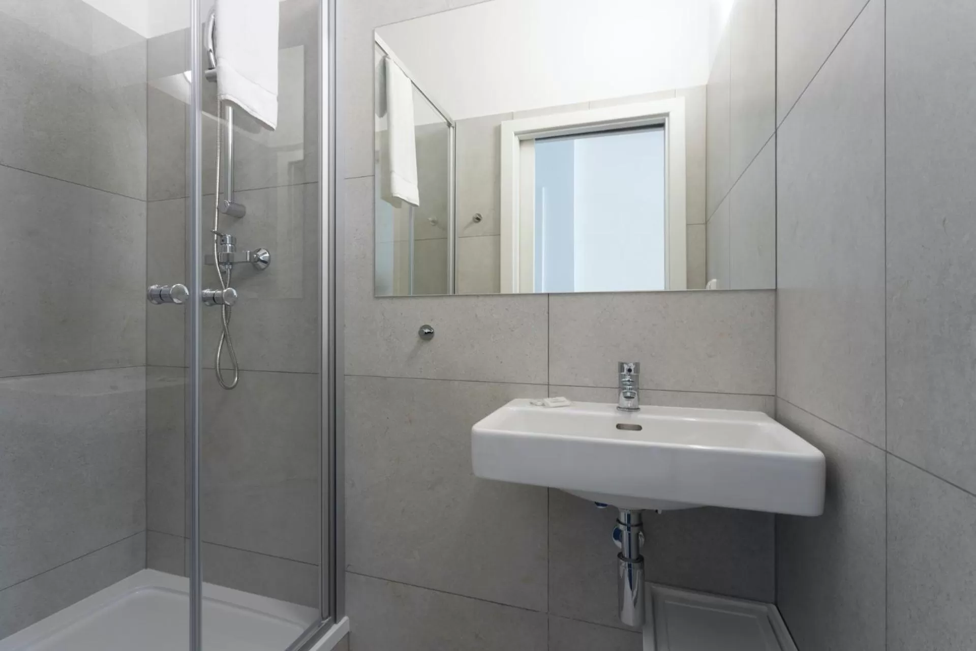 Bathroom in Hotel AMITY