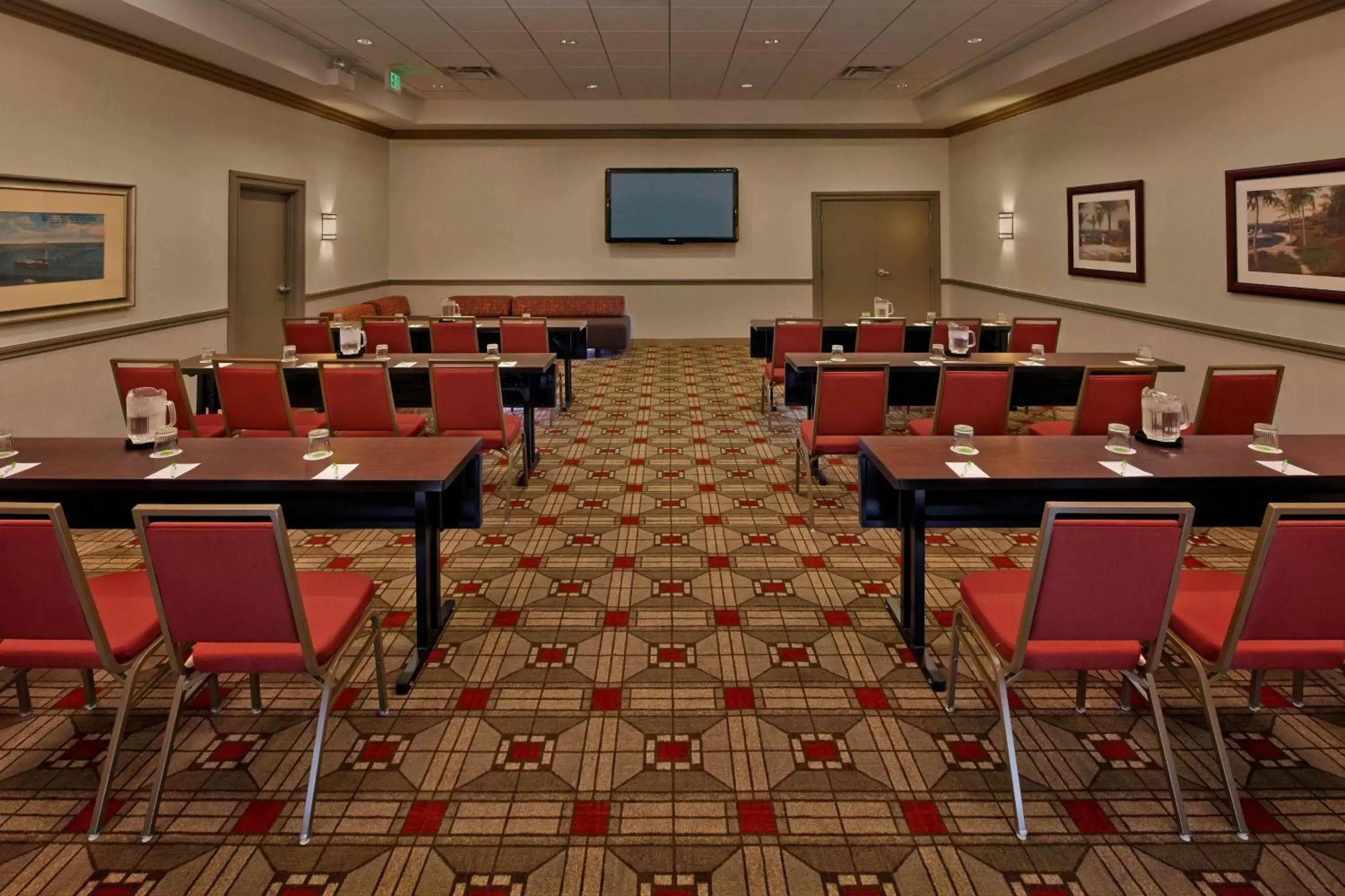 Meeting/conference room in Courtyard by Marriott St. Petersburg Downtown